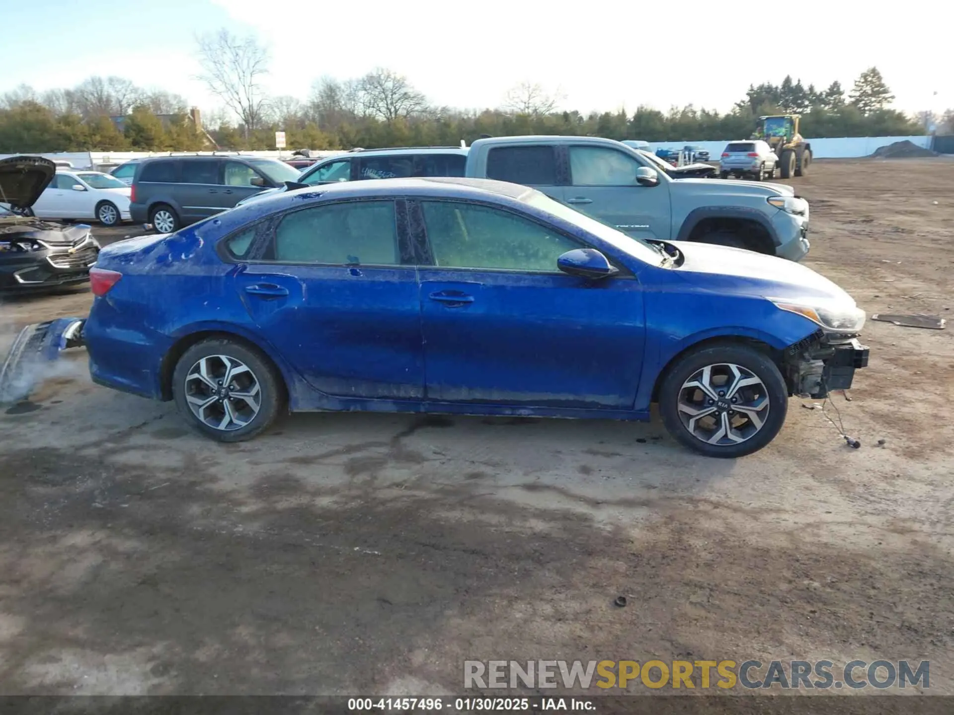 14 Photograph of a damaged car 3KPF24AD1LE204783 KIA FORTE 2020