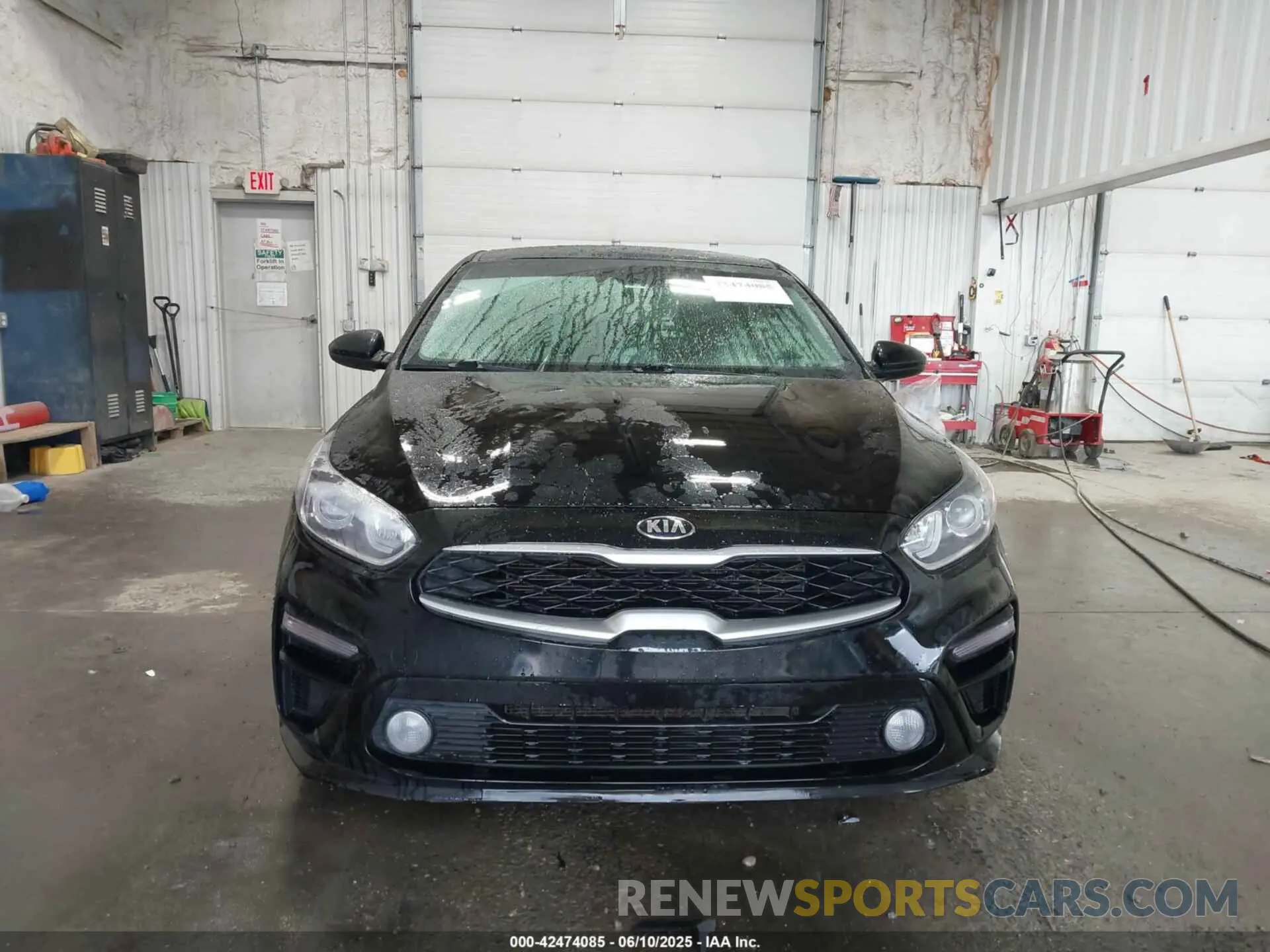 12 Photograph of a damaged car 3KPF24AD1LE223804 KIA FORTE 2020
