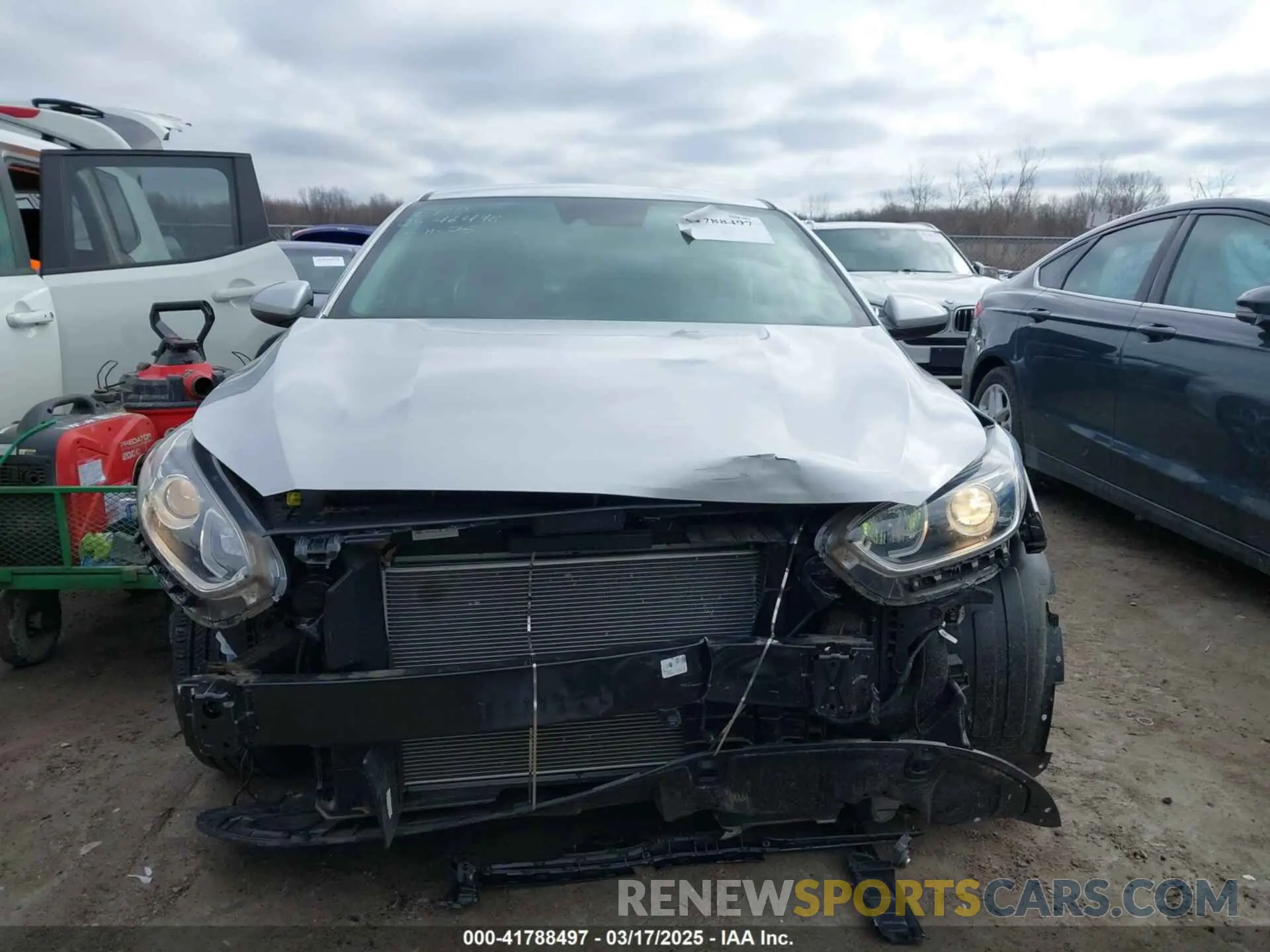 13 Photograph of a damaged car 3KPF24AD1LE224130 KIA FORTE 2020