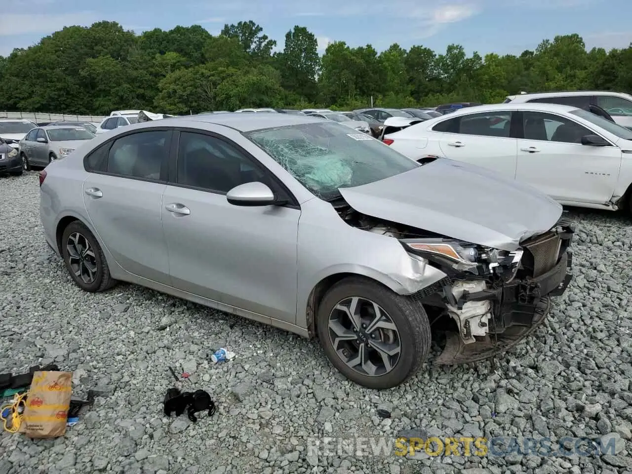 4 Photograph of a damaged car 3KPF24AD2LE141743 KIA FORTE 2020