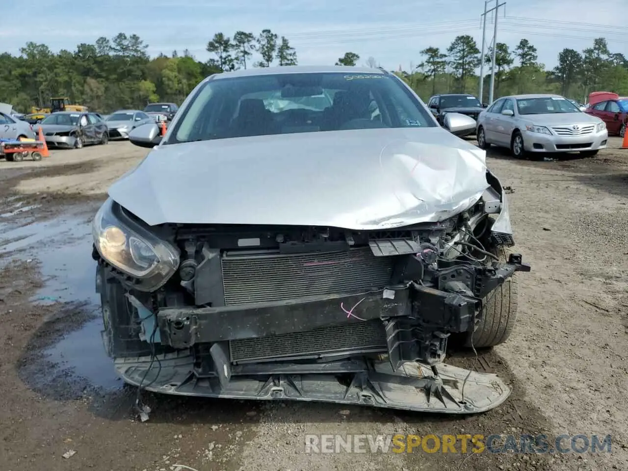 5 Photograph of a damaged car 3KPF24AD2LE148563 KIA FORTE 2020