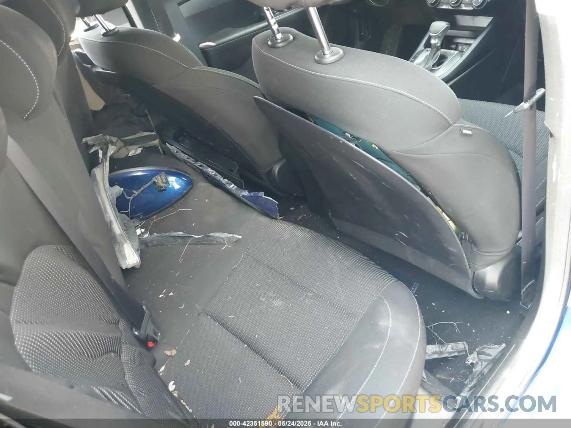 8 Photograph of a damaged car 3KPF24AD2LE156386 KIA FORTE 2020