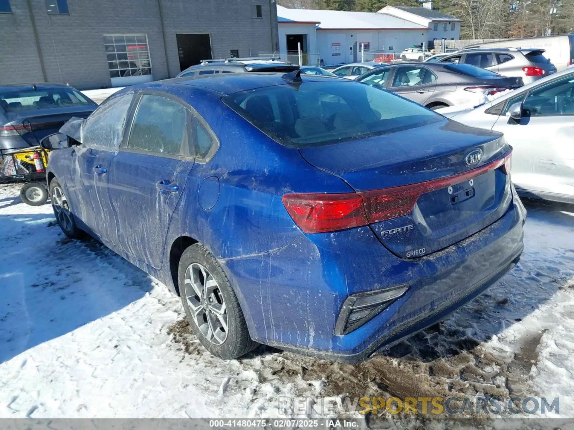 14 Photograph of a damaged car 3KPF24AD2LE163421 KIA FORTE 2020