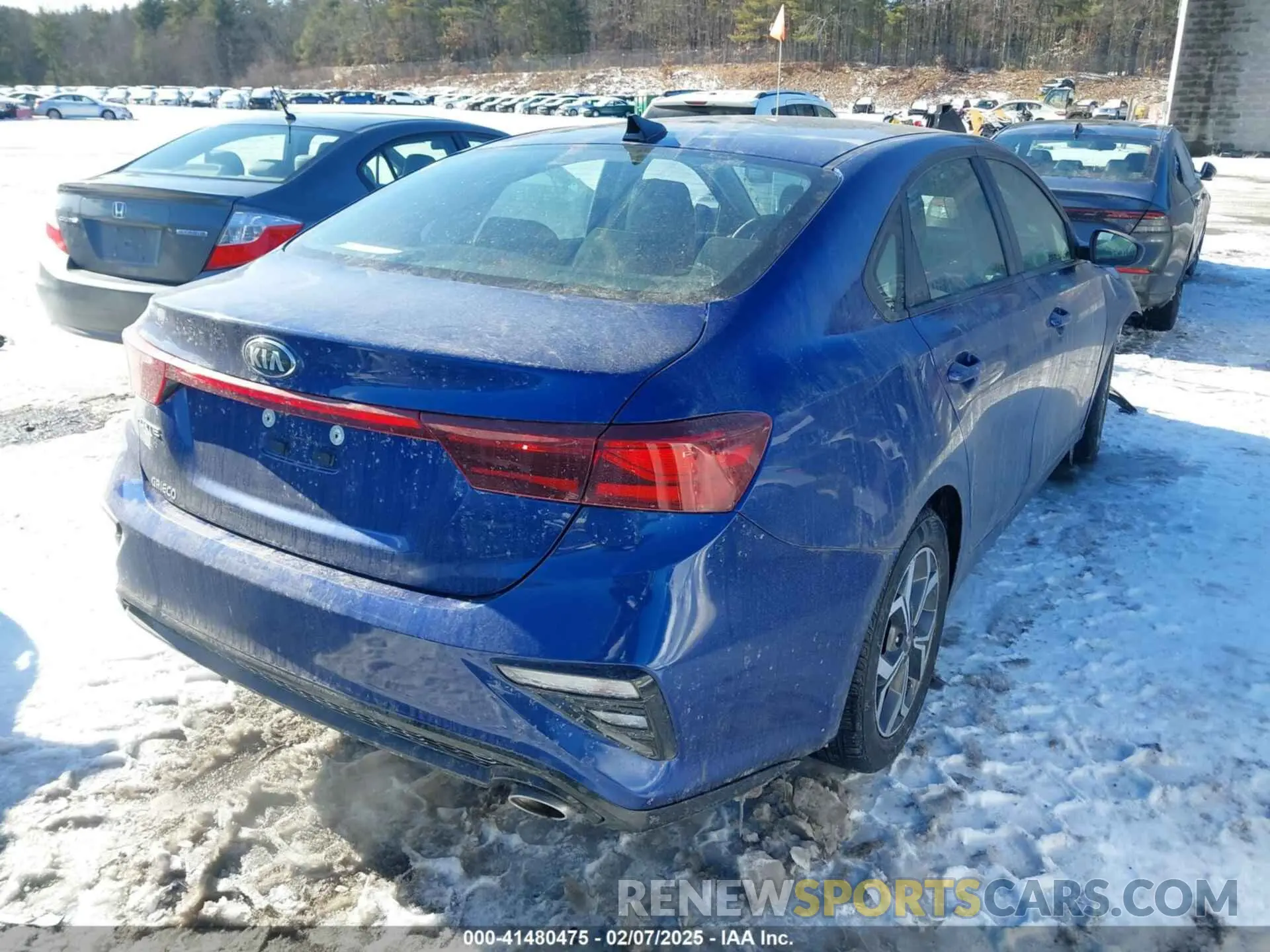 4 Photograph of a damaged car 3KPF24AD2LE163421 KIA FORTE 2020