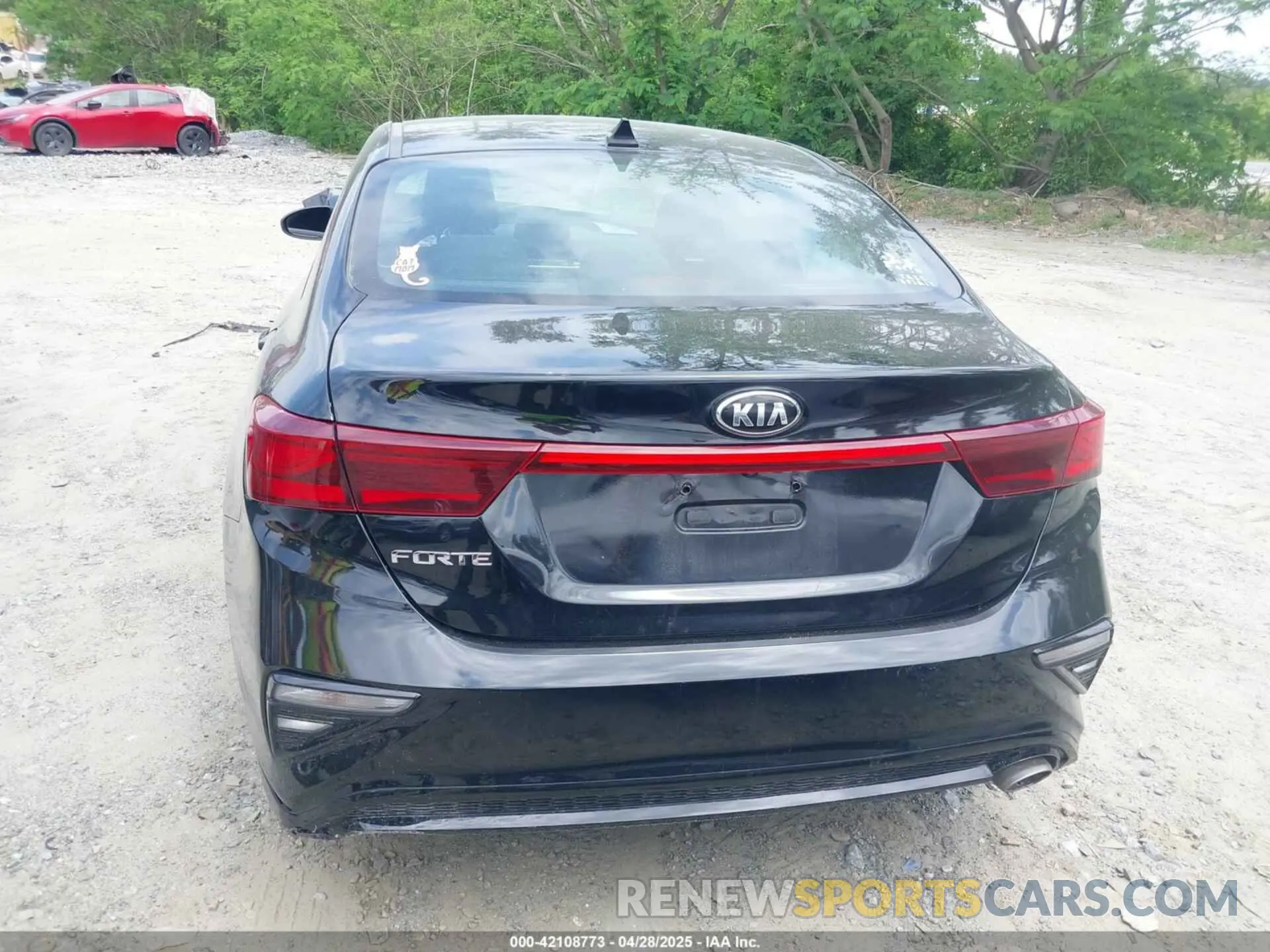 16 Photograph of a damaged car 3KPF24AD2LE170966 KIA FORTE 2020