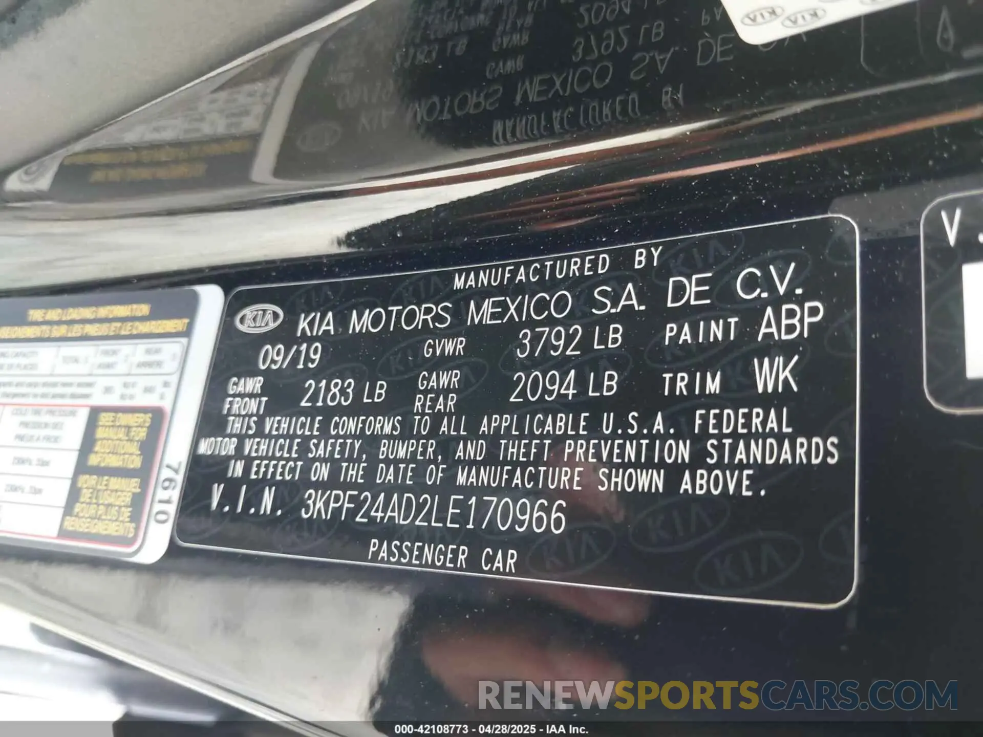 9 Photograph of a damaged car 3KPF24AD2LE170966 KIA FORTE 2020