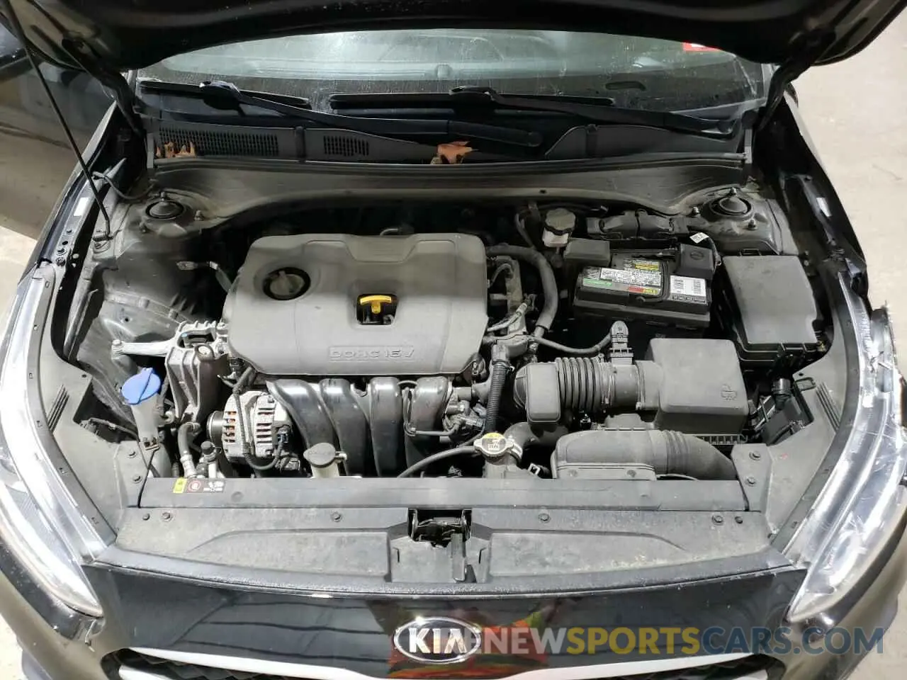 11 Photograph of a damaged car 3KPF24AD2LE192112 KIA FORTE 2020