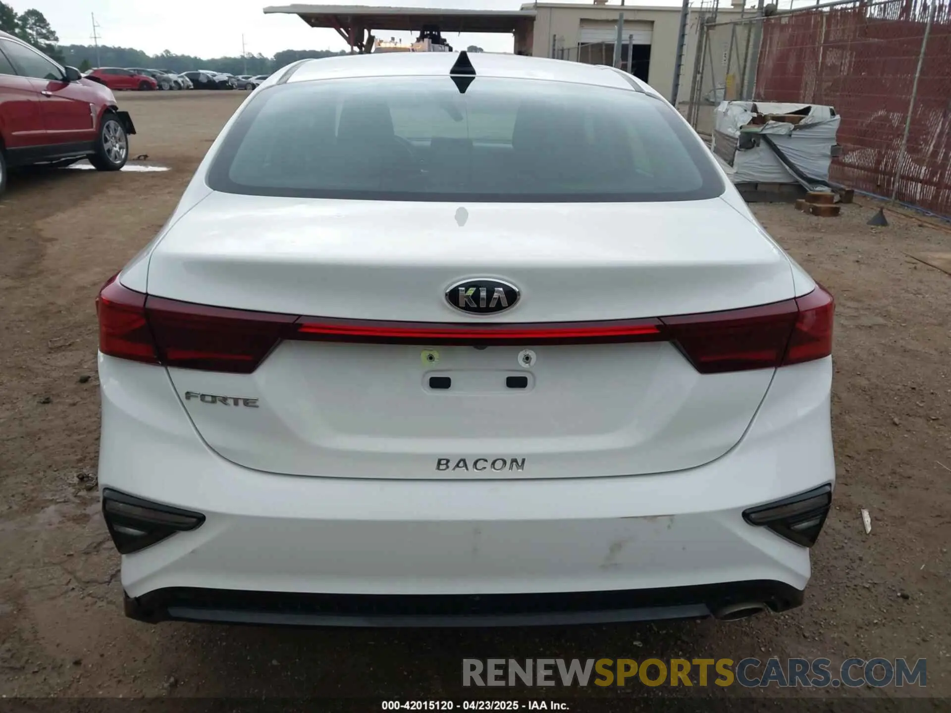 16 Photograph of a damaged car 3KPF24AD2LE209197 KIA FORTE 2020