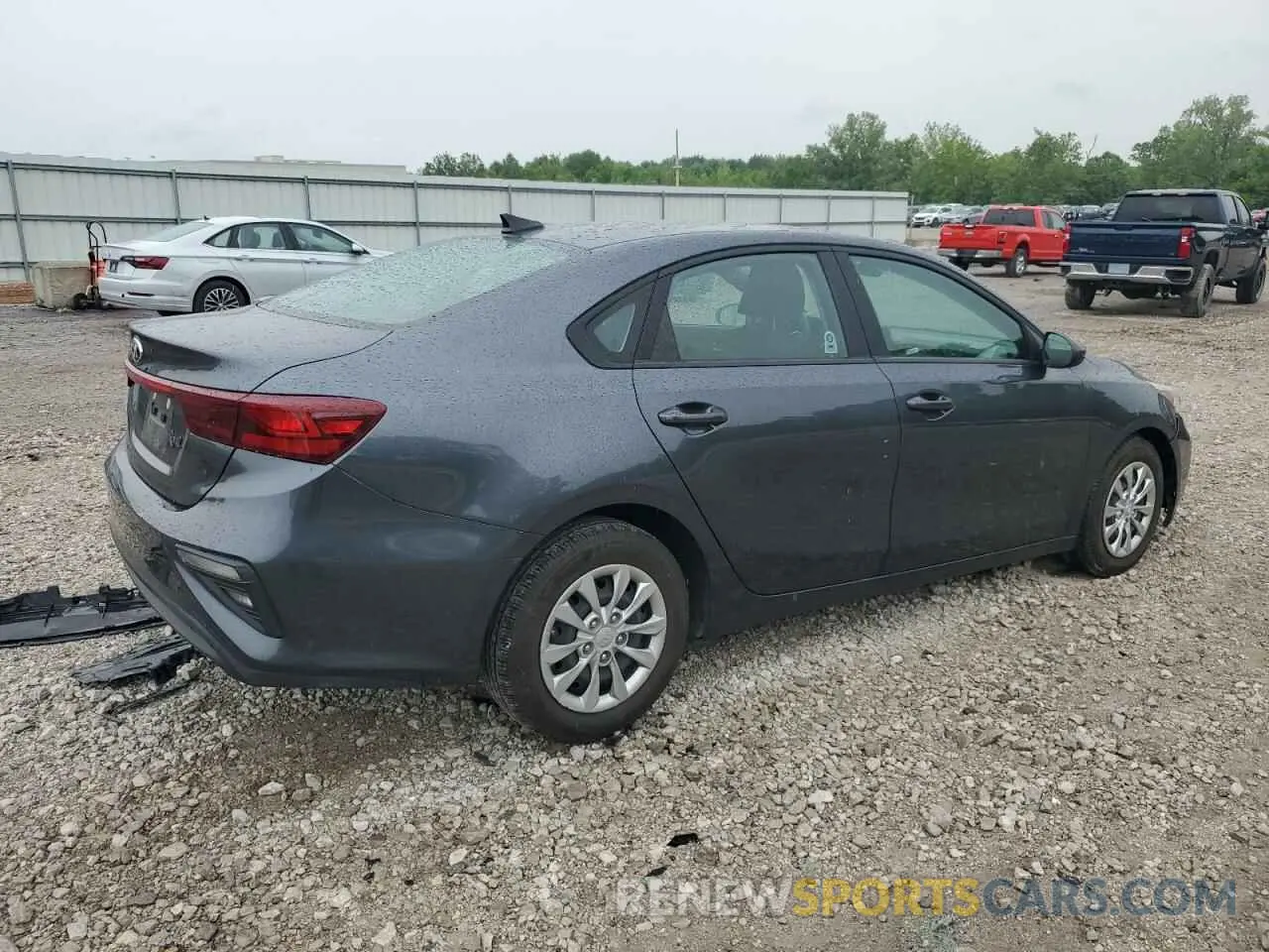 3 Photograph of a damaged car 3KPF24AD2LE220751 KIA FORTE 2020