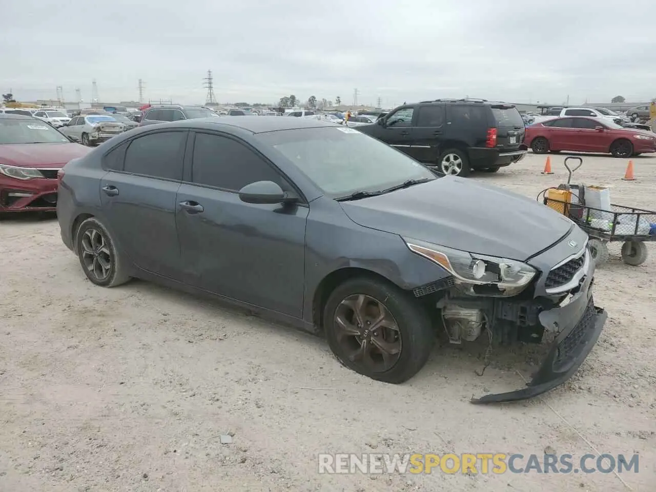 4 Photograph of a damaged car 3KPF24AD2LE223780 KIA FORTE 2020
