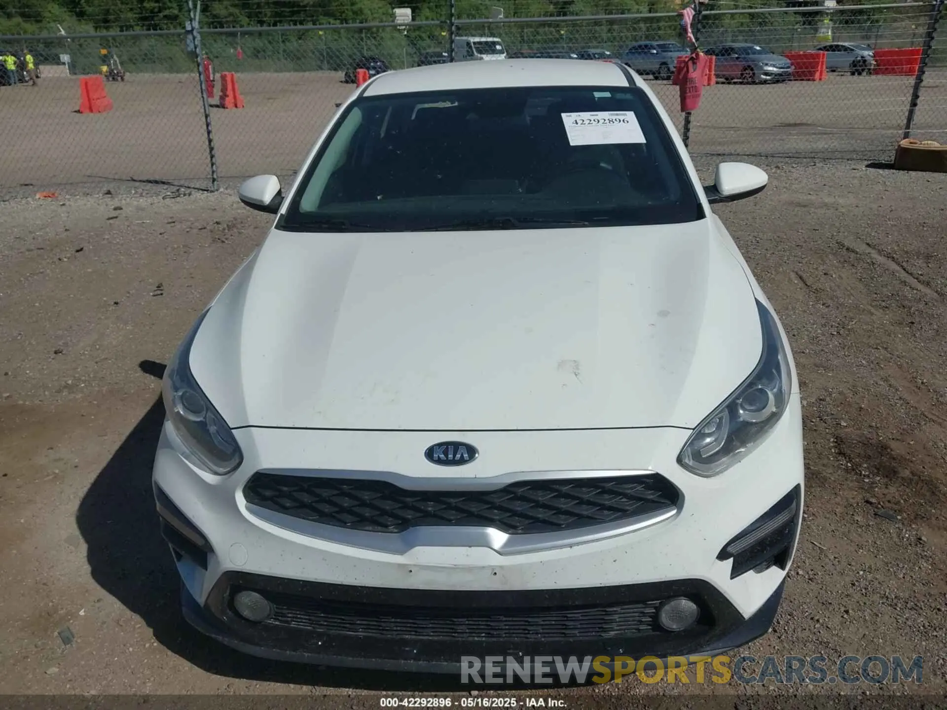 12 Photograph of a damaged car 3KPF24AD2LE231510 KIA FORTE 2020