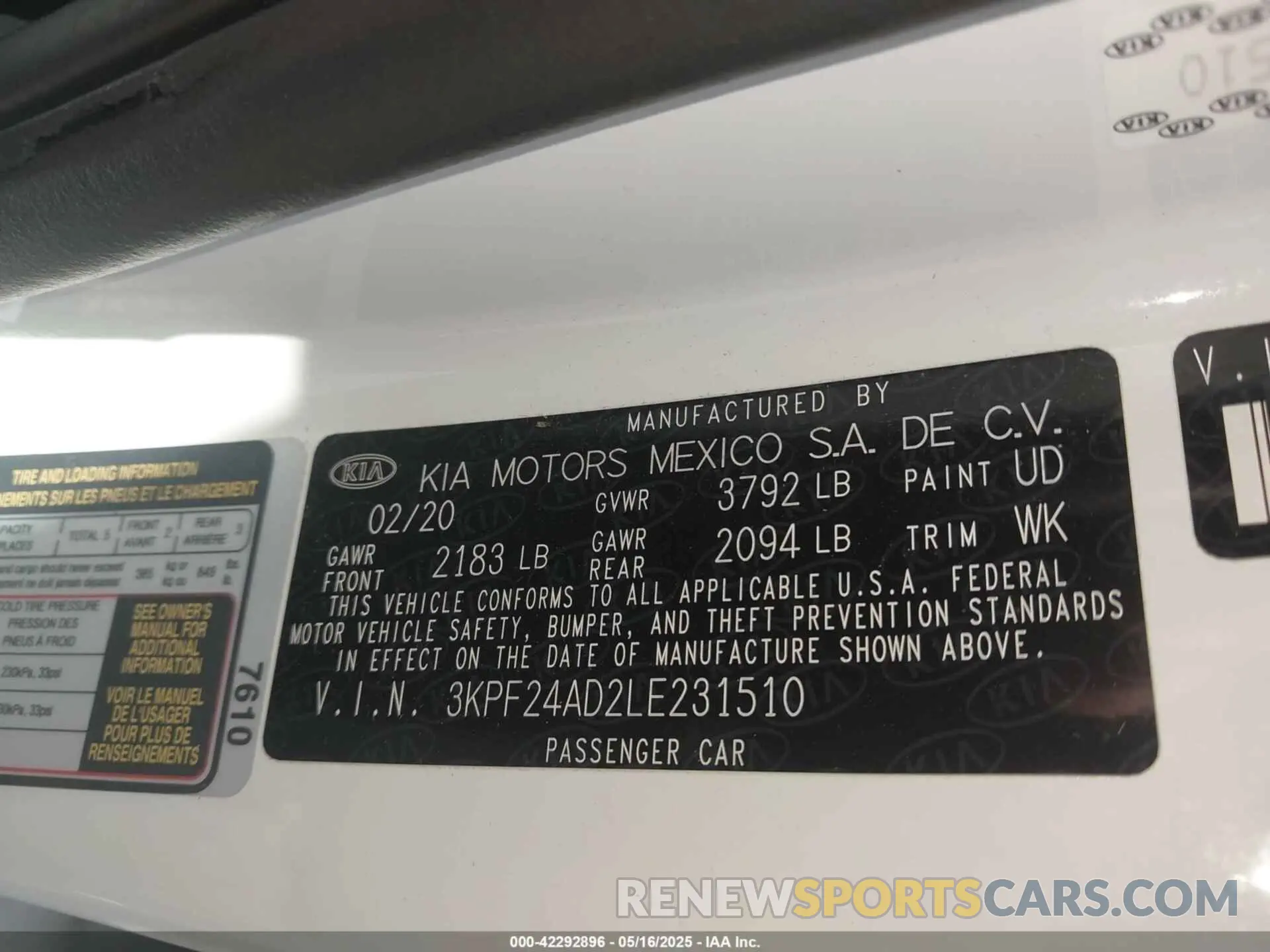 9 Photograph of a damaged car 3KPF24AD2LE231510 KIA FORTE 2020