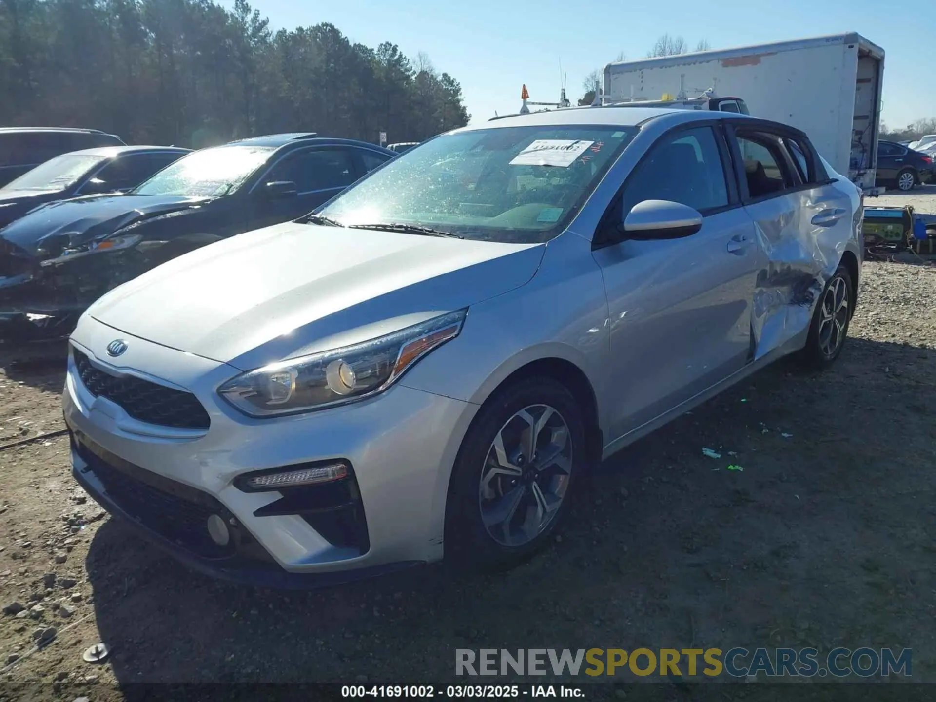 2 Photograph of a damaged car 3KPF24AD2LE234214 KIA FORTE 2020