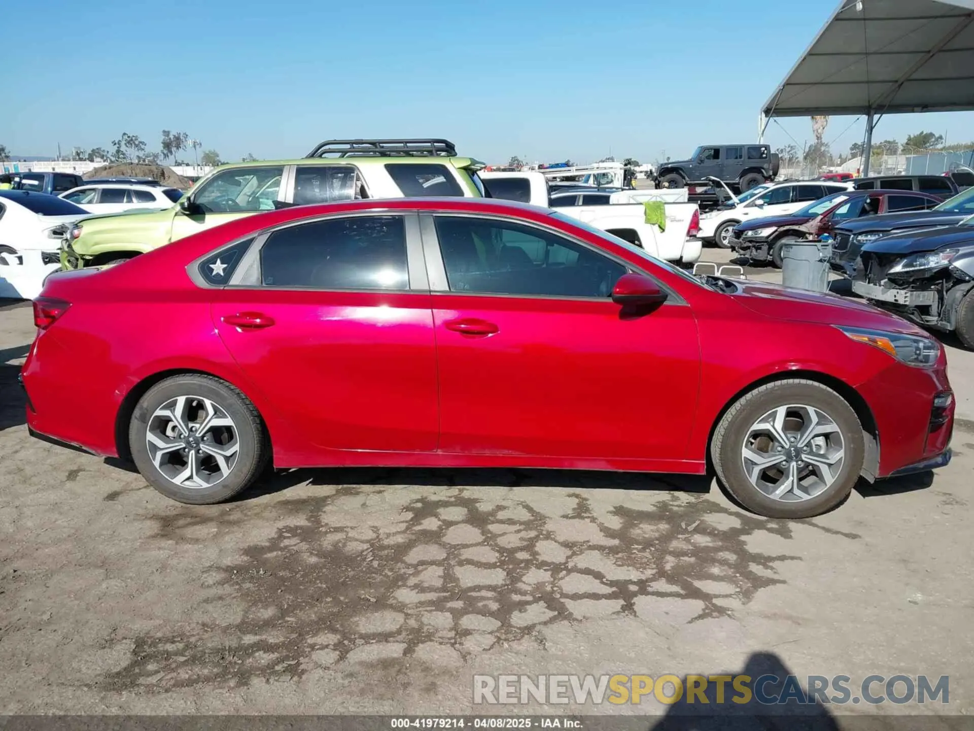13 Photograph of a damaged car 3KPF24AD2LE246301 KIA FORTE 2020