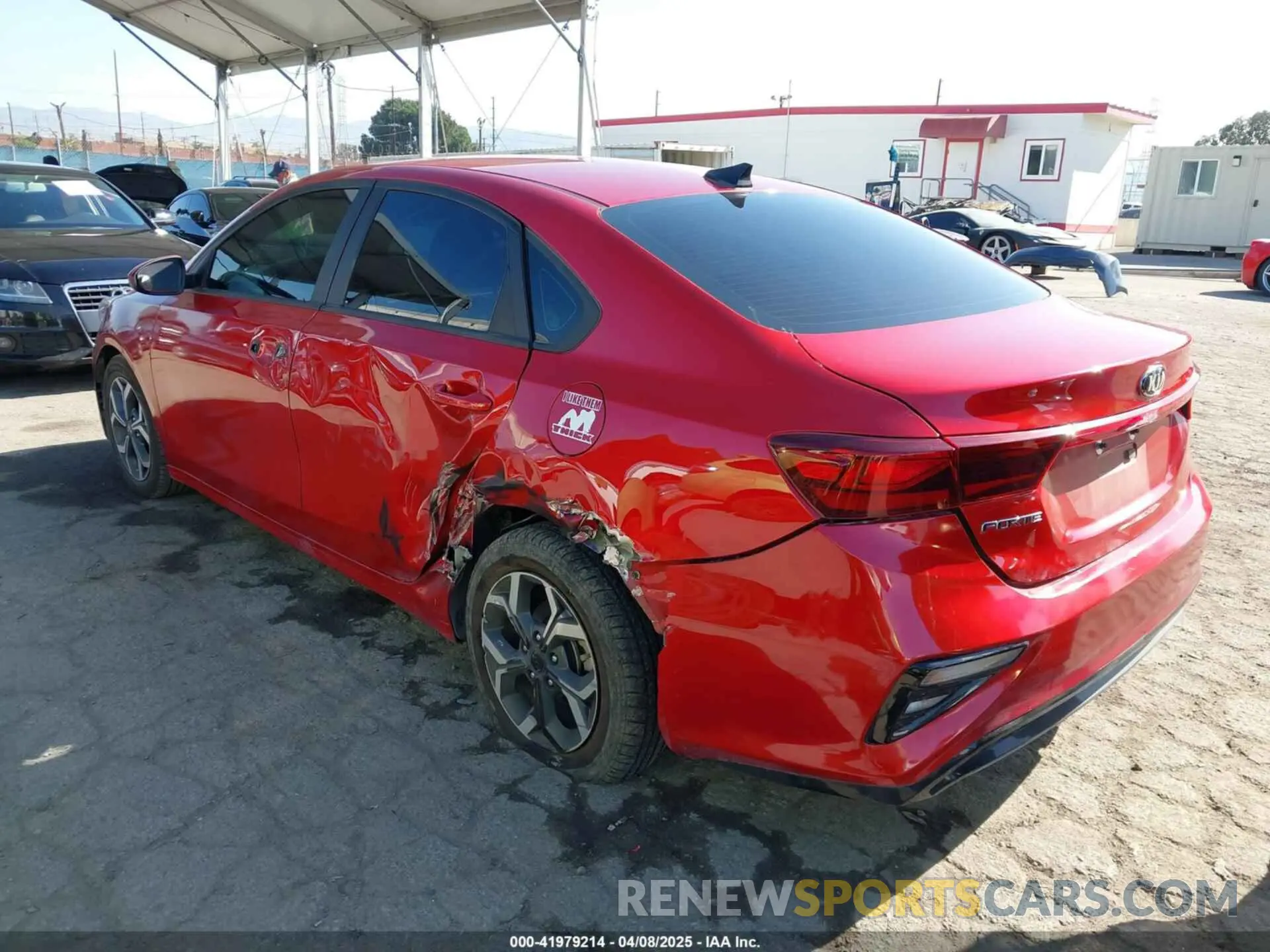 3 Photograph of a damaged car 3KPF24AD2LE246301 KIA FORTE 2020