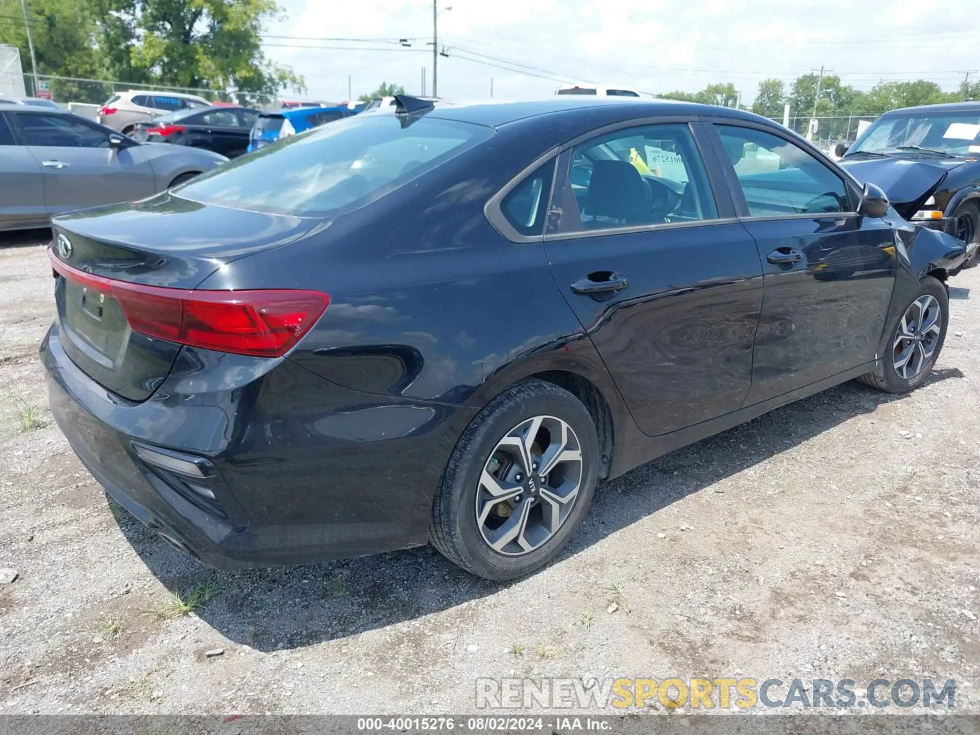 4 Photograph of a damaged car 3KPF24AD2LE247335 KIA FORTE 2020