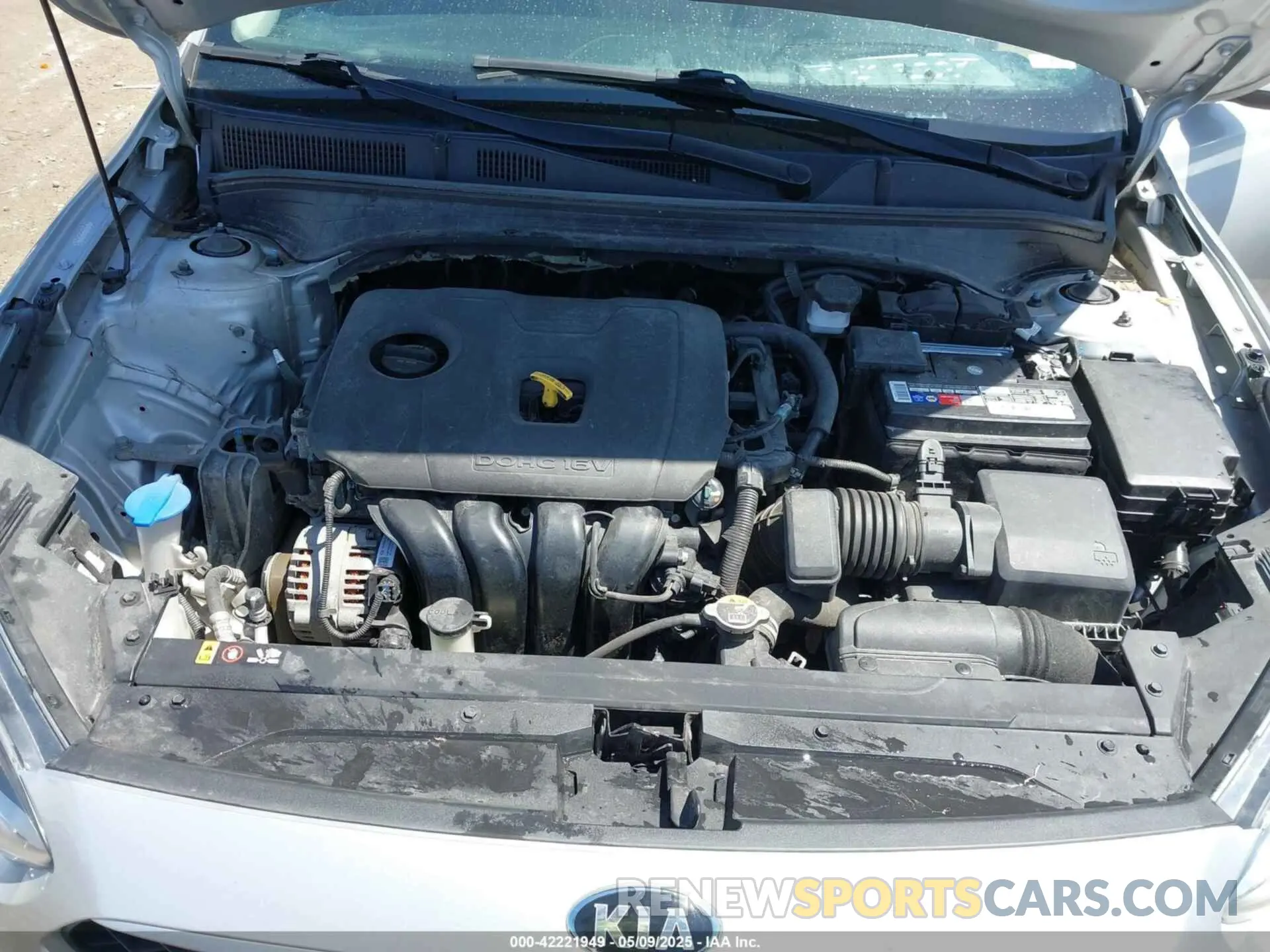 10 Photograph of a damaged car 3KPF24AD2LE253216 KIA FORTE 2020