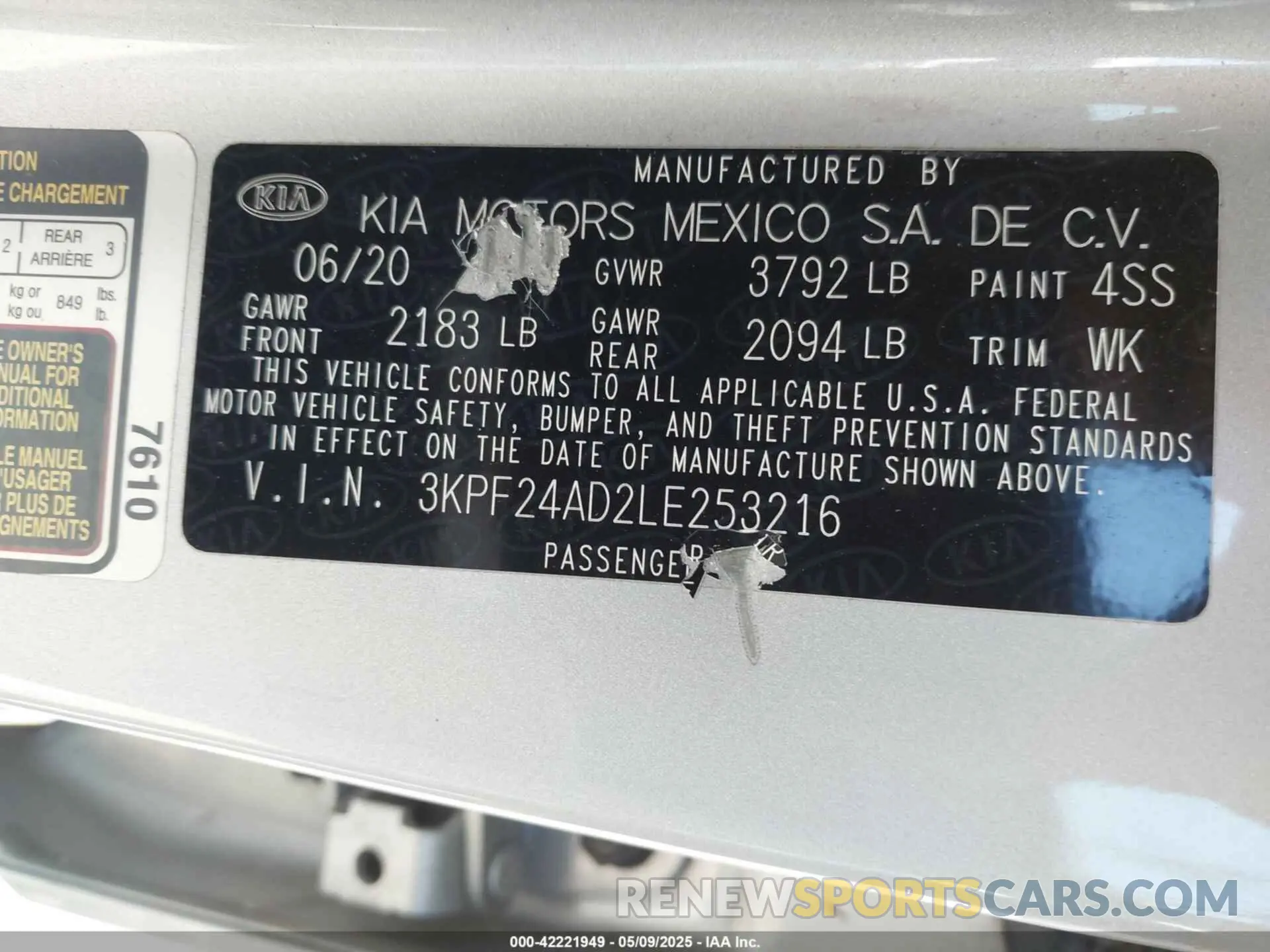 9 Photograph of a damaged car 3KPF24AD2LE253216 KIA FORTE 2020