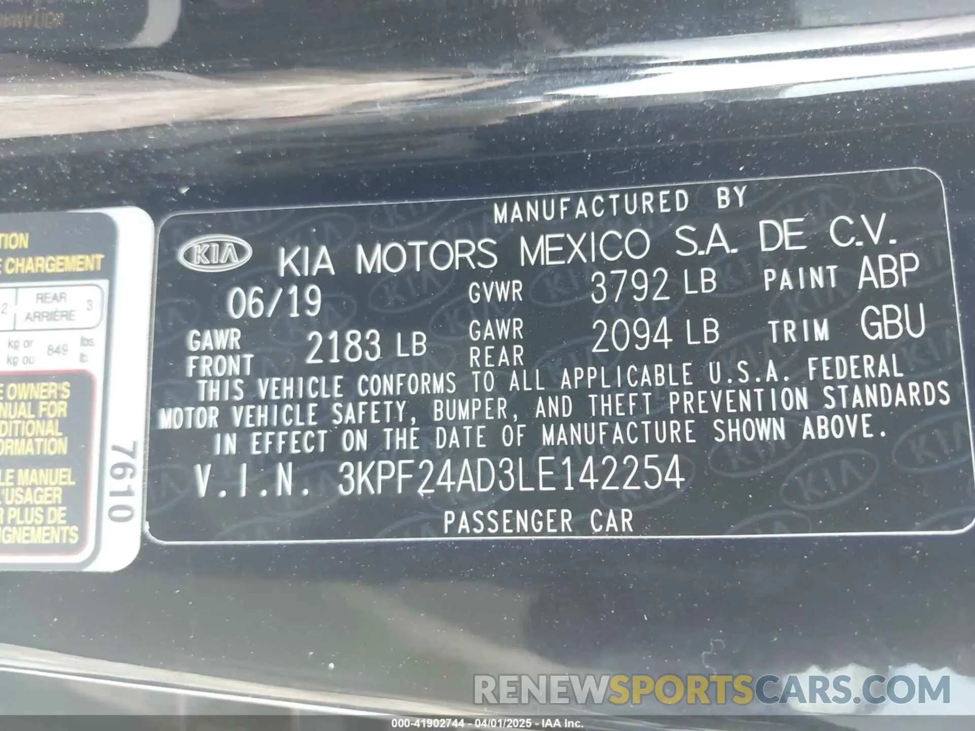 9 Photograph of a damaged car 3KPF24AD3LE142254 KIA FORTE 2020