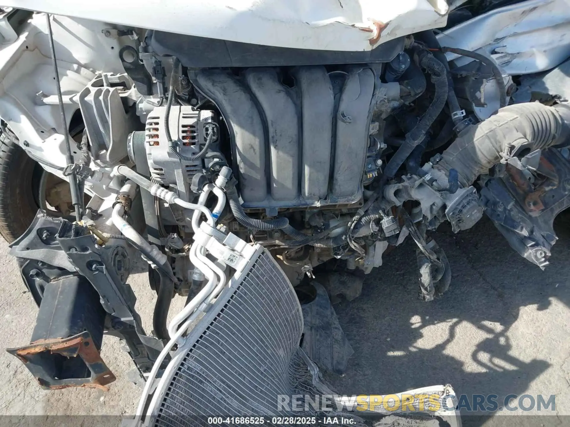 10 Photograph of a damaged car 3KPF24AD3LE143744 KIA FORTE 2020