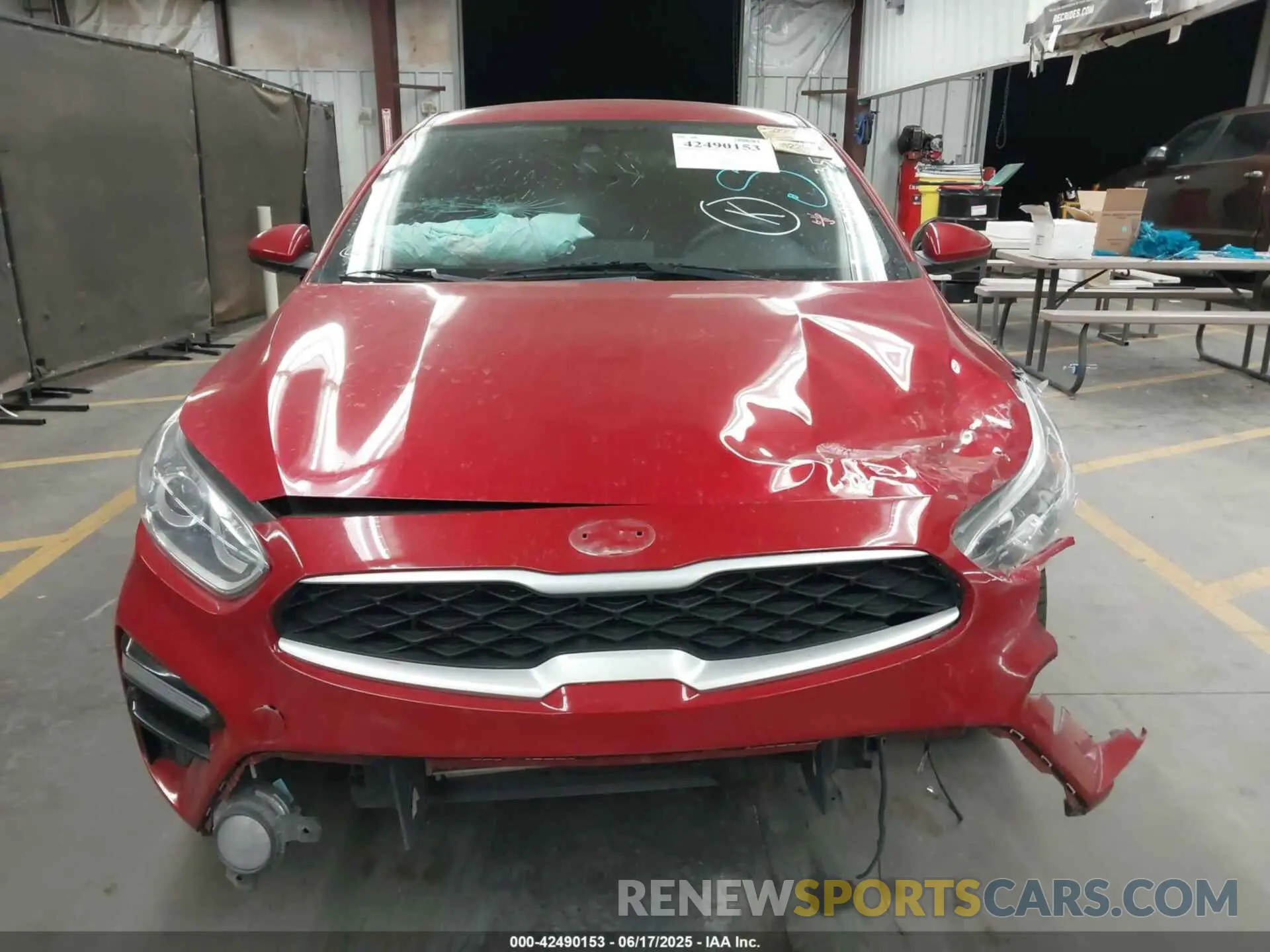 11 Photograph of a damaged car 3KPF24AD3LE150175 KIA FORTE 2020