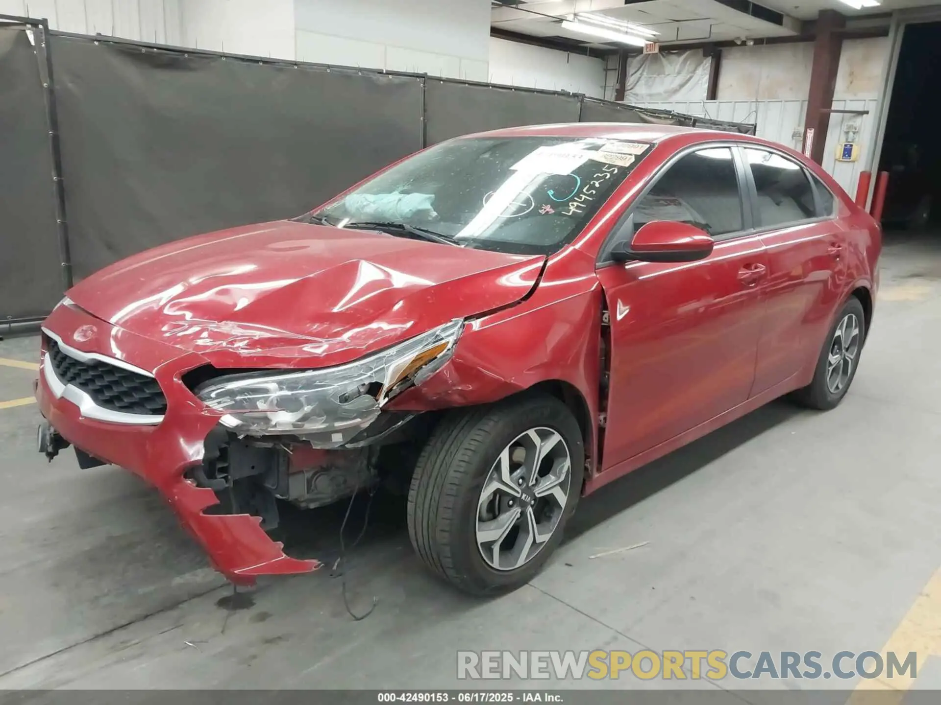 2 Photograph of a damaged car 3KPF24AD3LE150175 KIA FORTE 2020