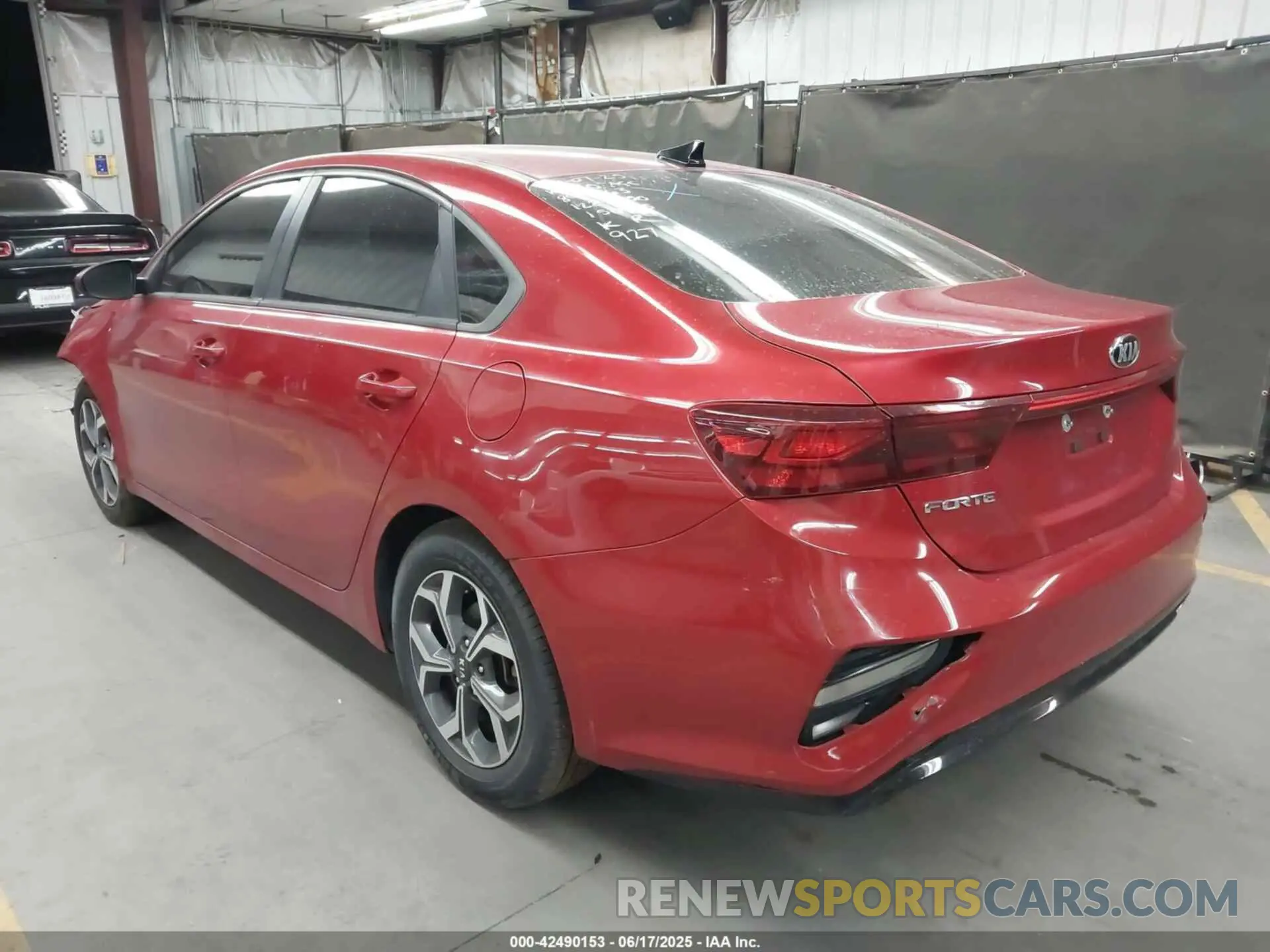 3 Photograph of a damaged car 3KPF24AD3LE150175 KIA FORTE 2020