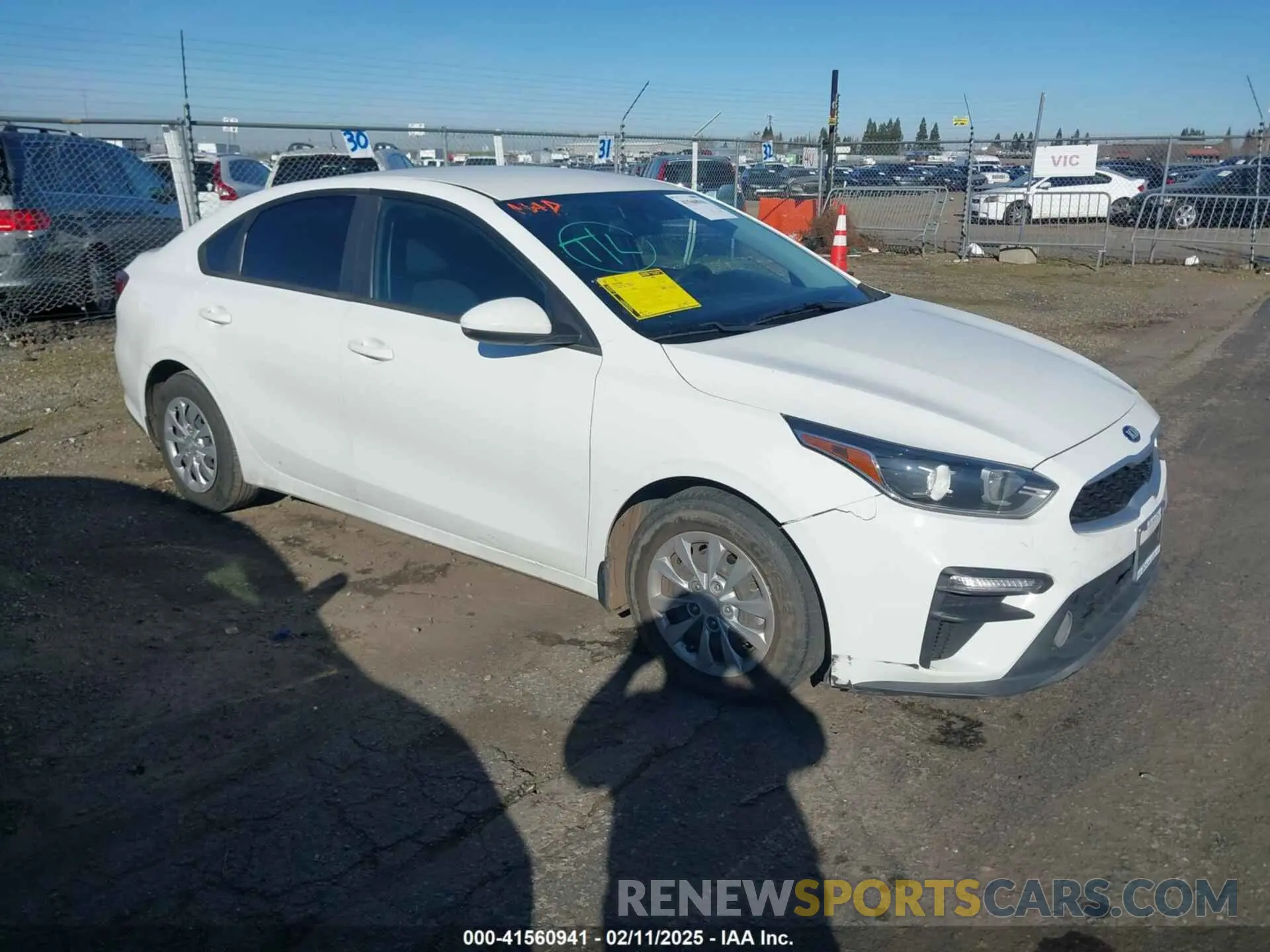 1 Photograph of a damaged car 3KPF24AD3LE159555 KIA FORTE 2020