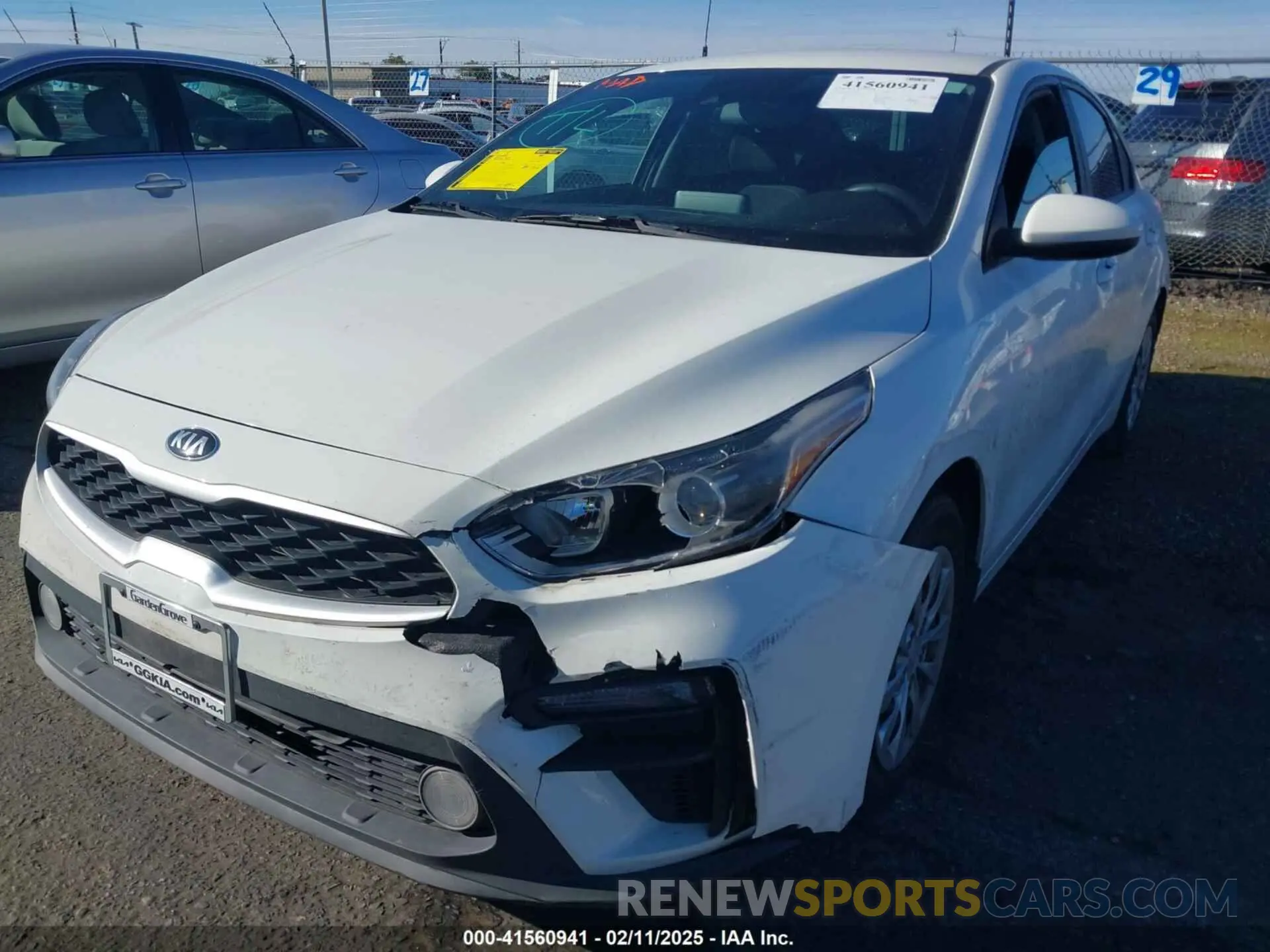 6 Photograph of a damaged car 3KPF24AD3LE159555 KIA FORTE 2020