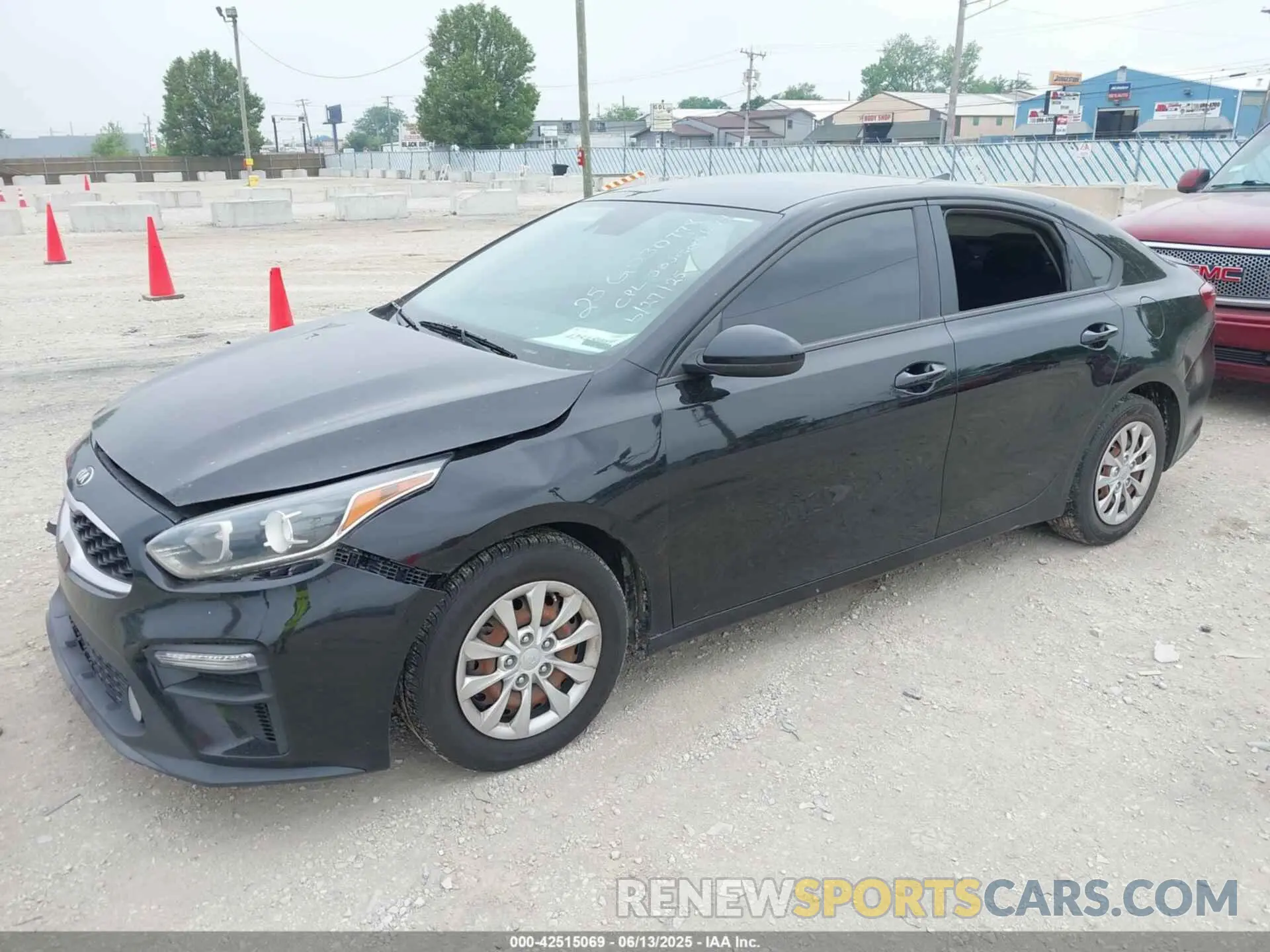 2 Photograph of a damaged car 3KPF24AD3LE173231 KIA FORTE 2020