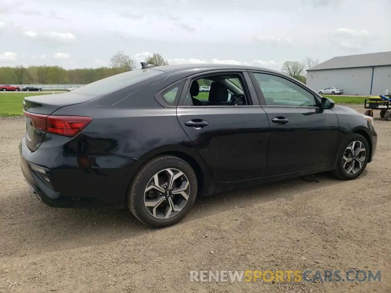 3 Photograph of a damaged car 3KPF24AD3LE176775 KIA FORTE 2020