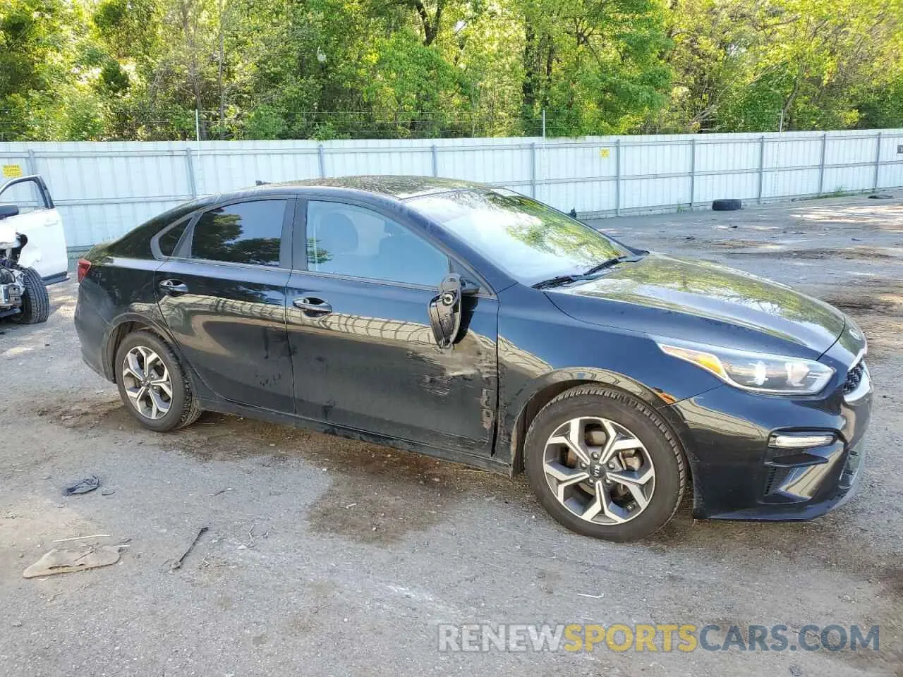4 Photograph of a damaged car 3KPF24AD3LE176887 KIA FORTE 2020