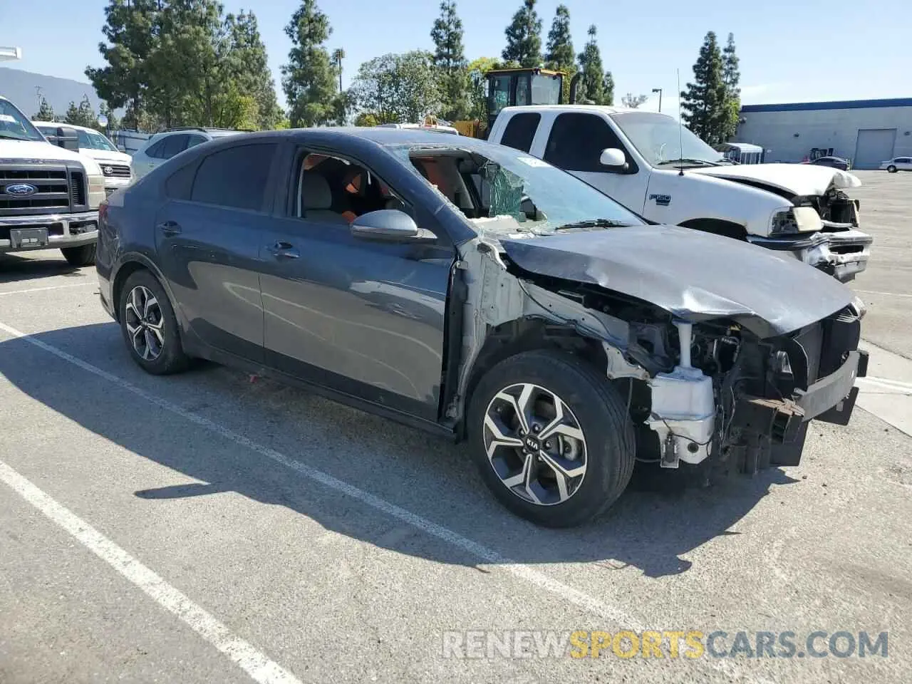 4 Photograph of a damaged car 3KPF24AD3LE179949 KIA FORTE 2020