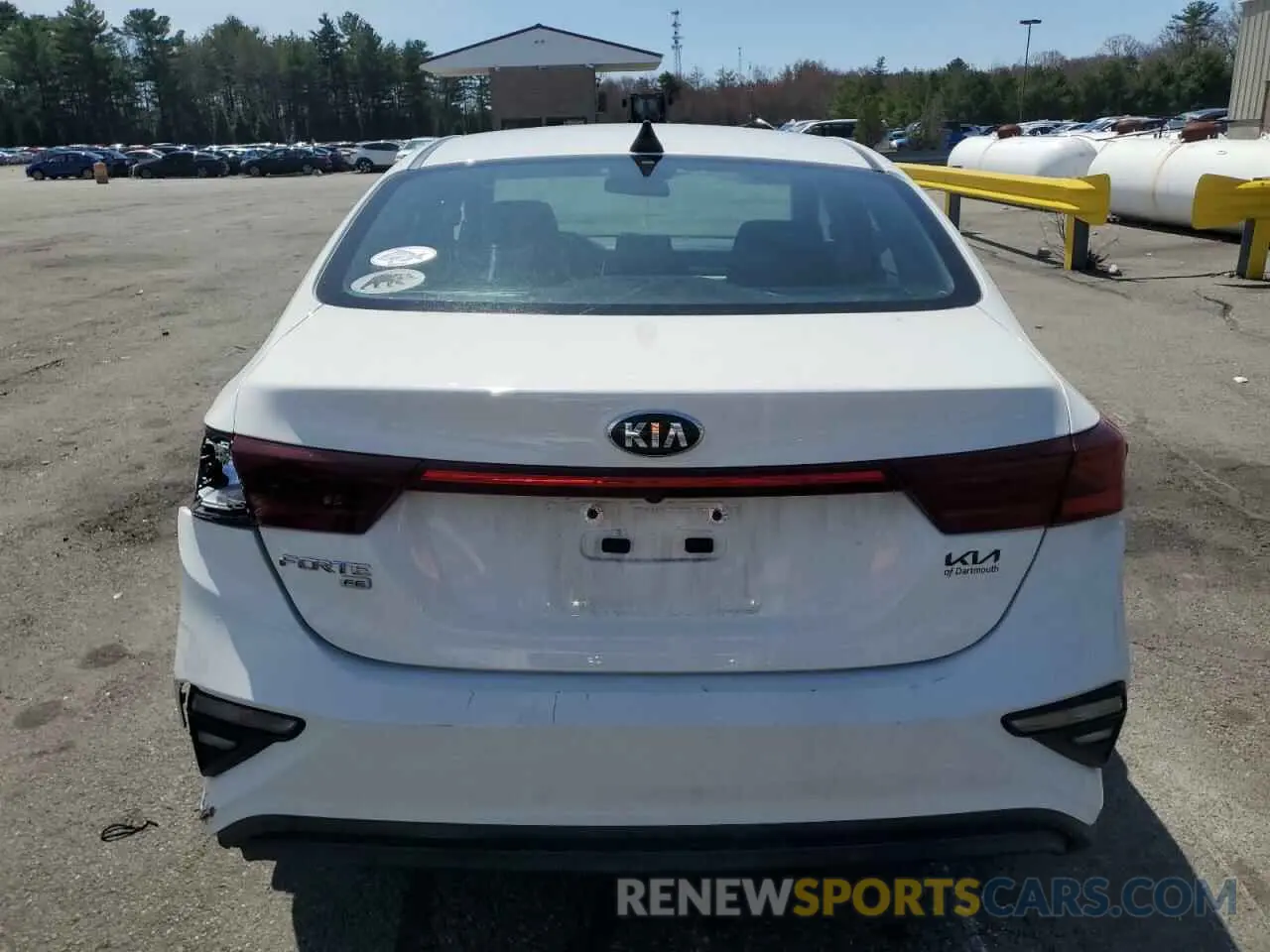 6 Photograph of a damaged car 3KPF24AD3LE182222 KIA FORTE 2020