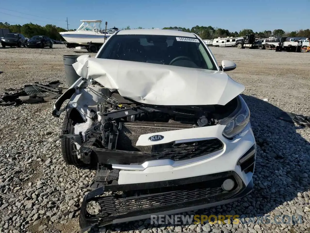5 Photograph of a damaged car 3KPF24AD3LE182432 KIA FORTE 2020