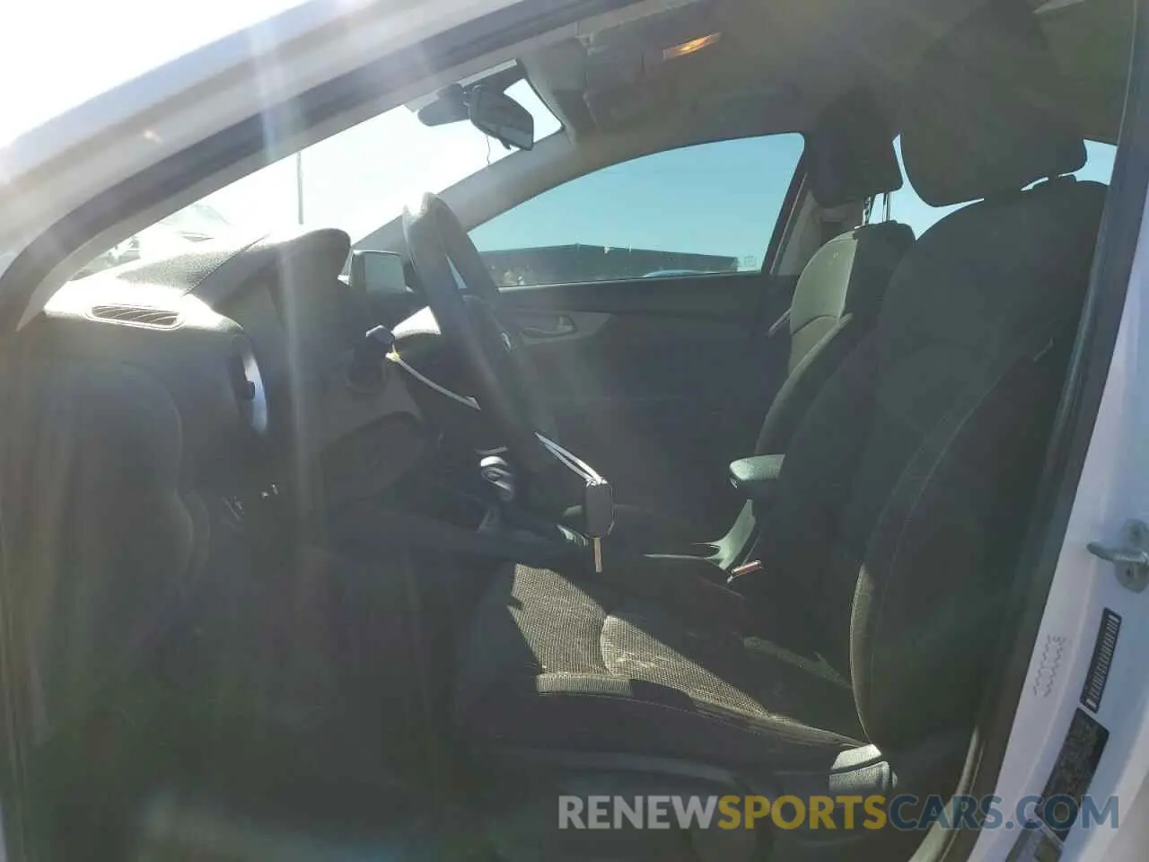 7 Photograph of a damaged car 3KPF24AD3LE182432 KIA FORTE 2020