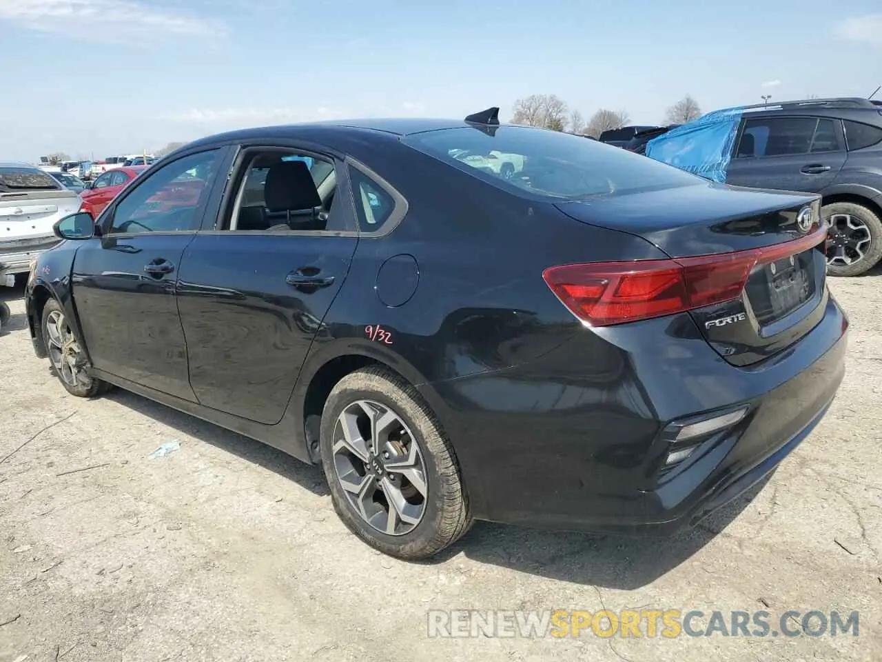 2 Photograph of a damaged car 3KPF24AD3LE192183 KIA FORTE 2020