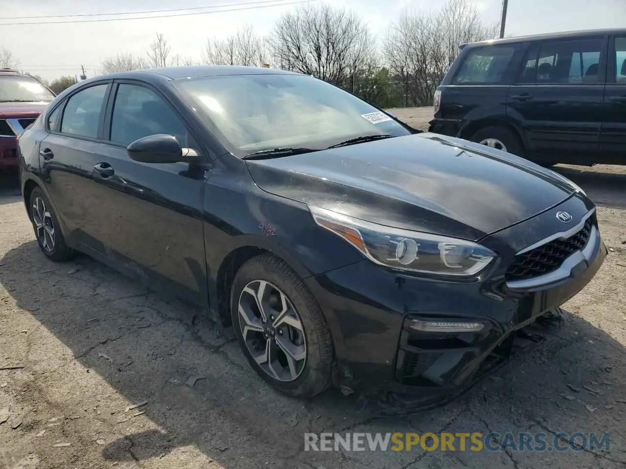 4 Photograph of a damaged car 3KPF24AD3LE192183 KIA FORTE 2020