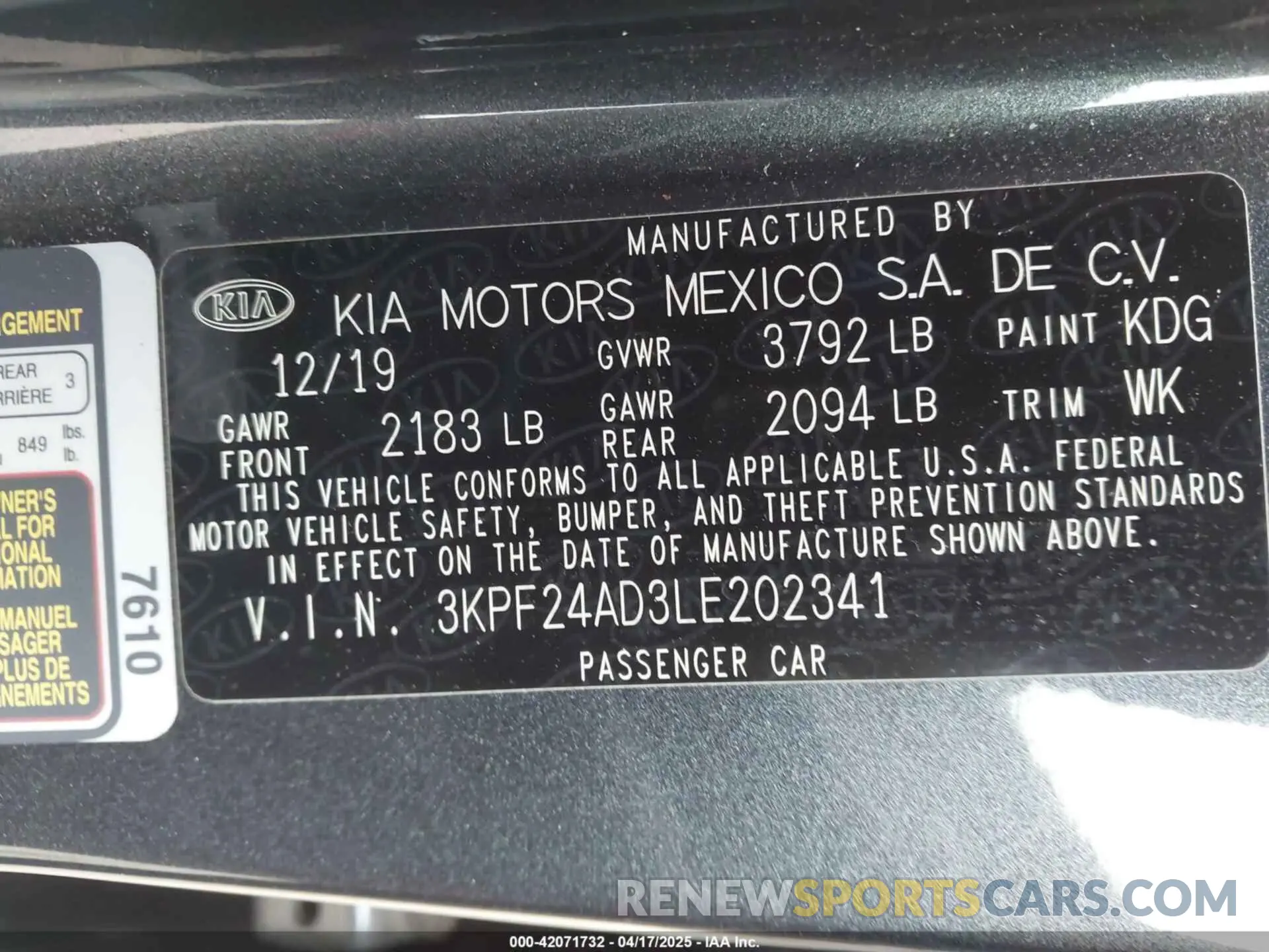 9 Photograph of a damaged car 3KPF24AD3LE202341 KIA FORTE 2020