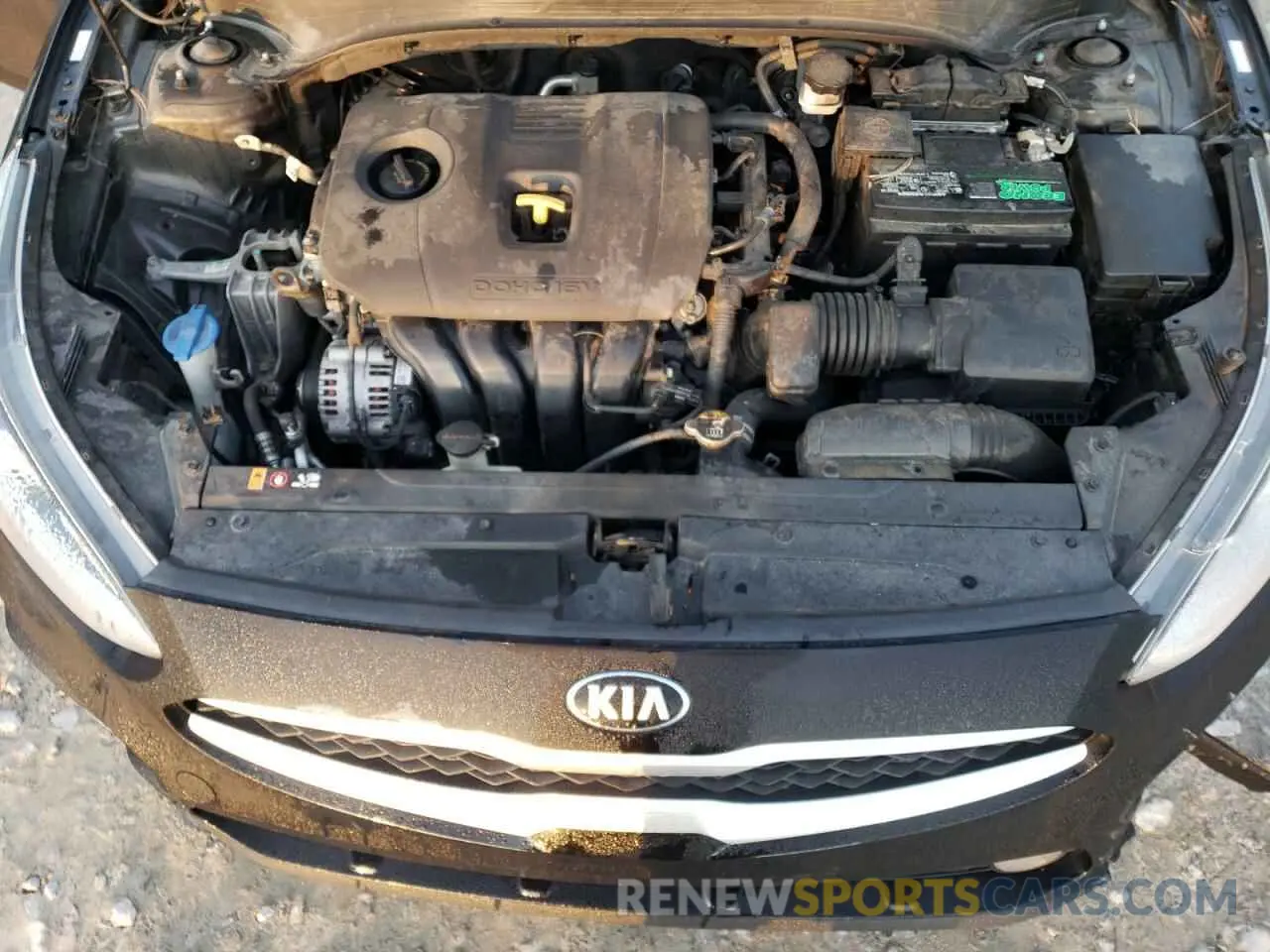 13 Photograph of a damaged car 3KPF24AD3LE205515 KIA FORTE 2020