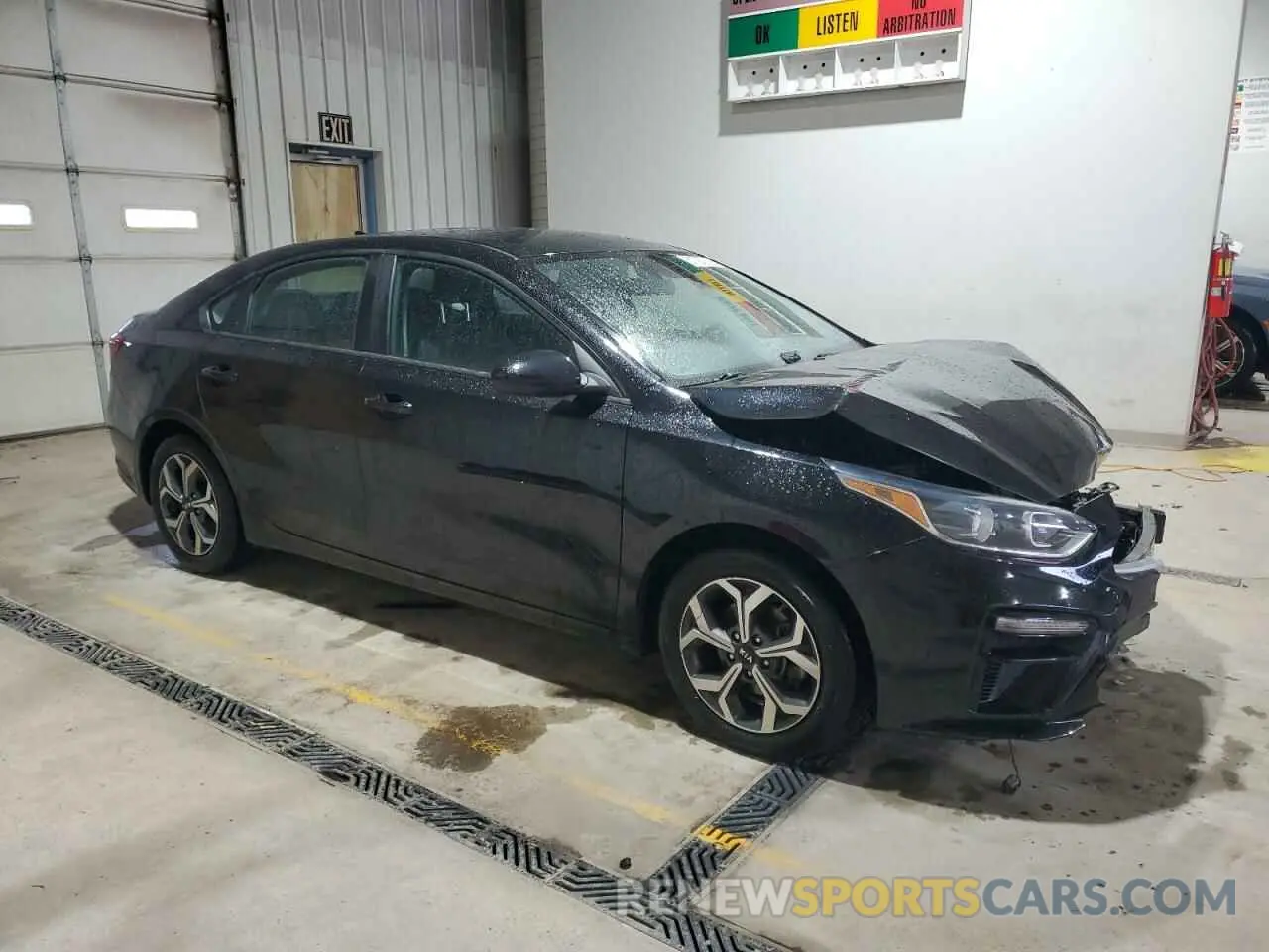 4 Photograph of a damaged car 3KPF24AD3LE206096 KIA FORTE 2020