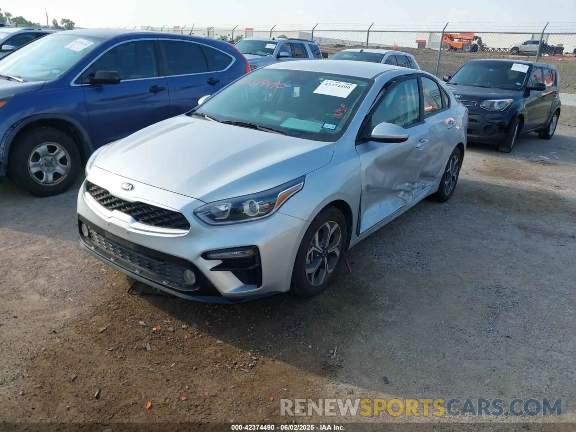 2 Photograph of a damaged car 3KPF24AD3LE212819 KIA FORTE 2020