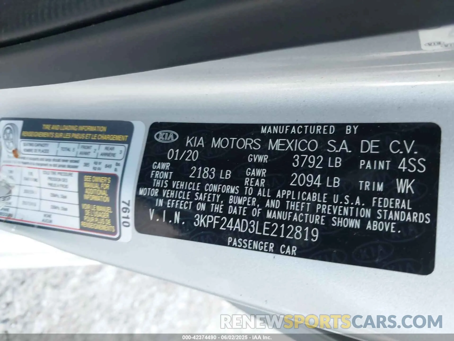9 Photograph of a damaged car 3KPF24AD3LE212819 KIA FORTE 2020
