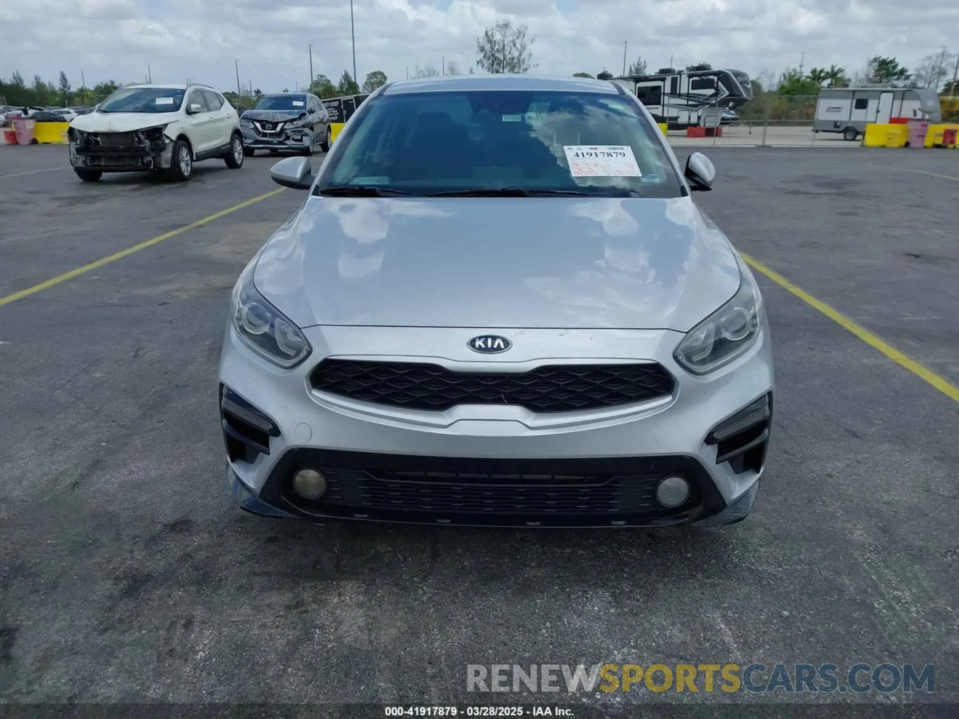 6 Photograph of a damaged car 3KPF24AD3LE213260 KIA FORTE 2020