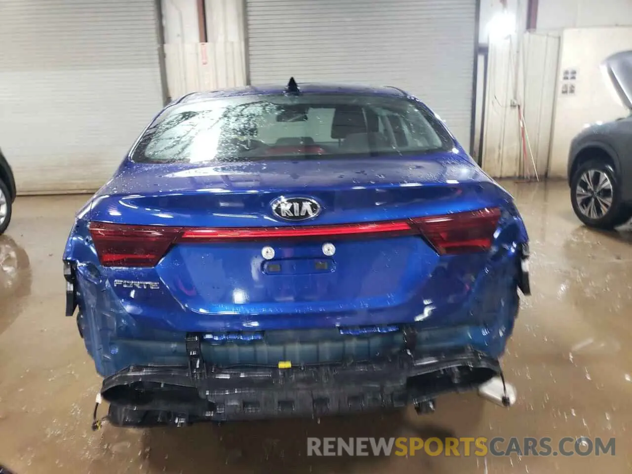 6 Photograph of a damaged car 3KPF24AD3LE214666 KIA FORTE 2020