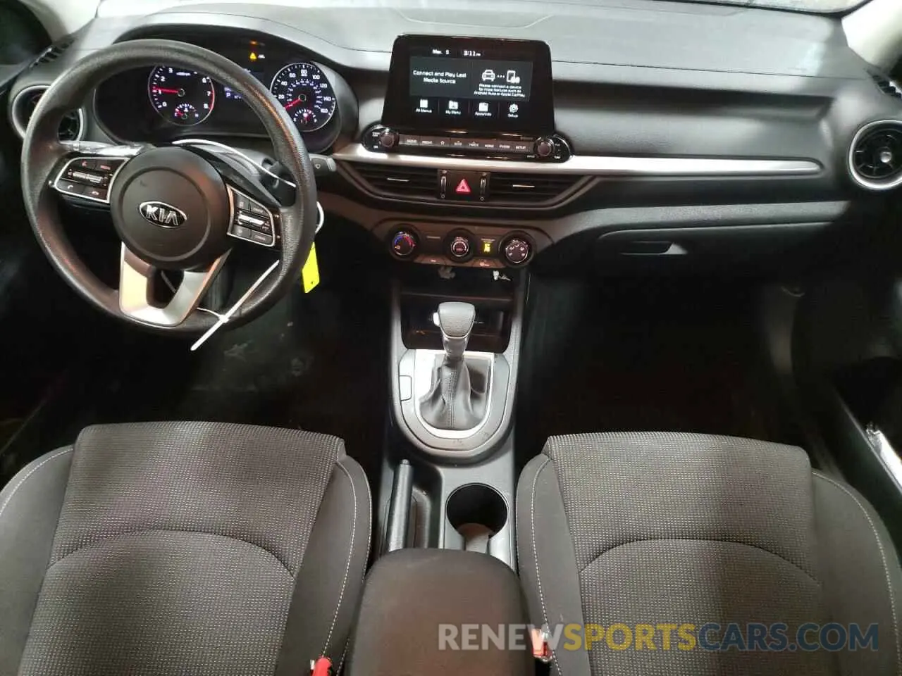 8 Photograph of a damaged car 3KPF24AD3LE214666 KIA FORTE 2020