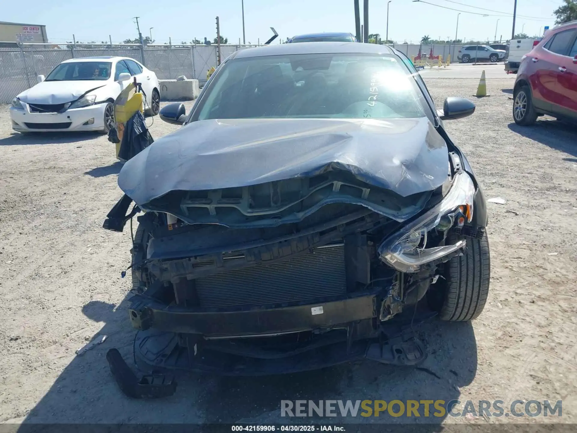 13 Photograph of a damaged car 3KPF24AD3LE216854 KIA FORTE 2020