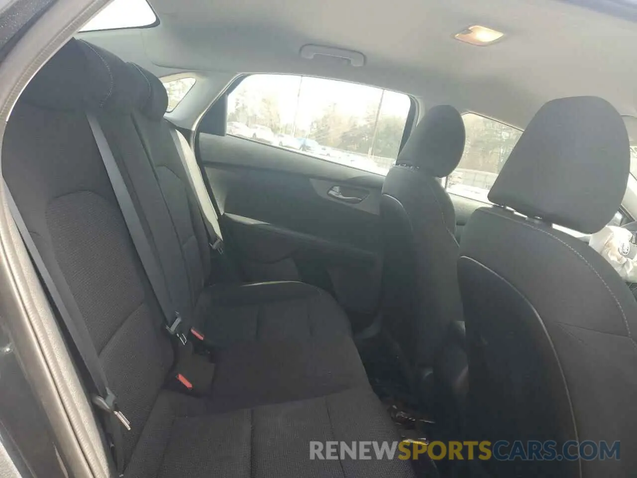 10 Photograph of a damaged car 3KPF24AD3LE224078 KIA FORTE 2020