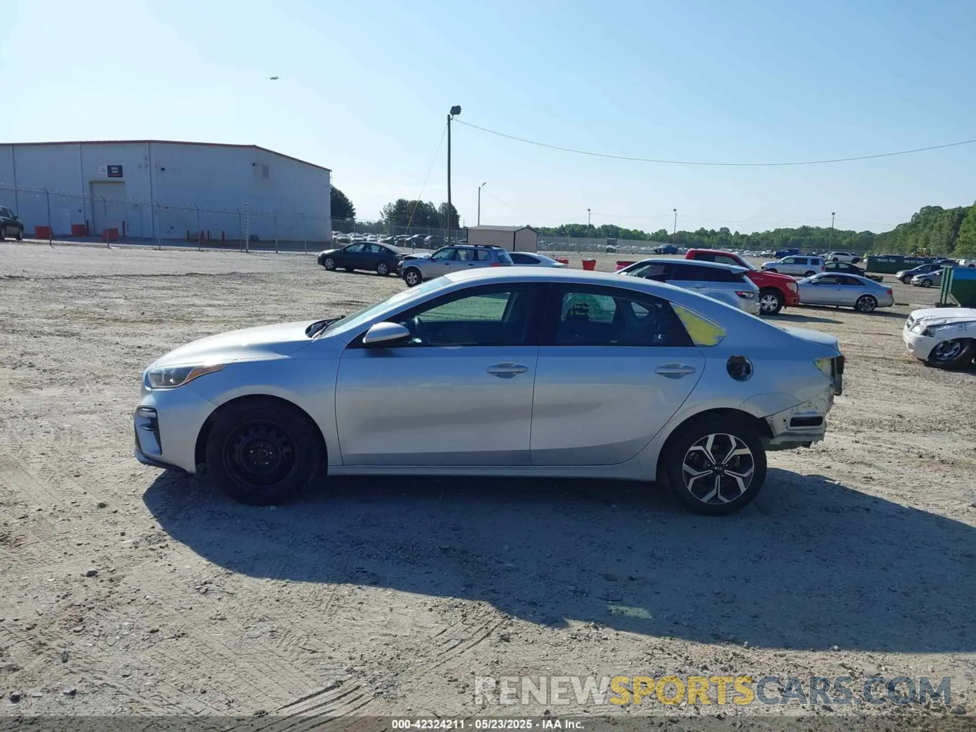 15 Photograph of a damaged car 3KPF24AD3LE234805 KIA FORTE 2020