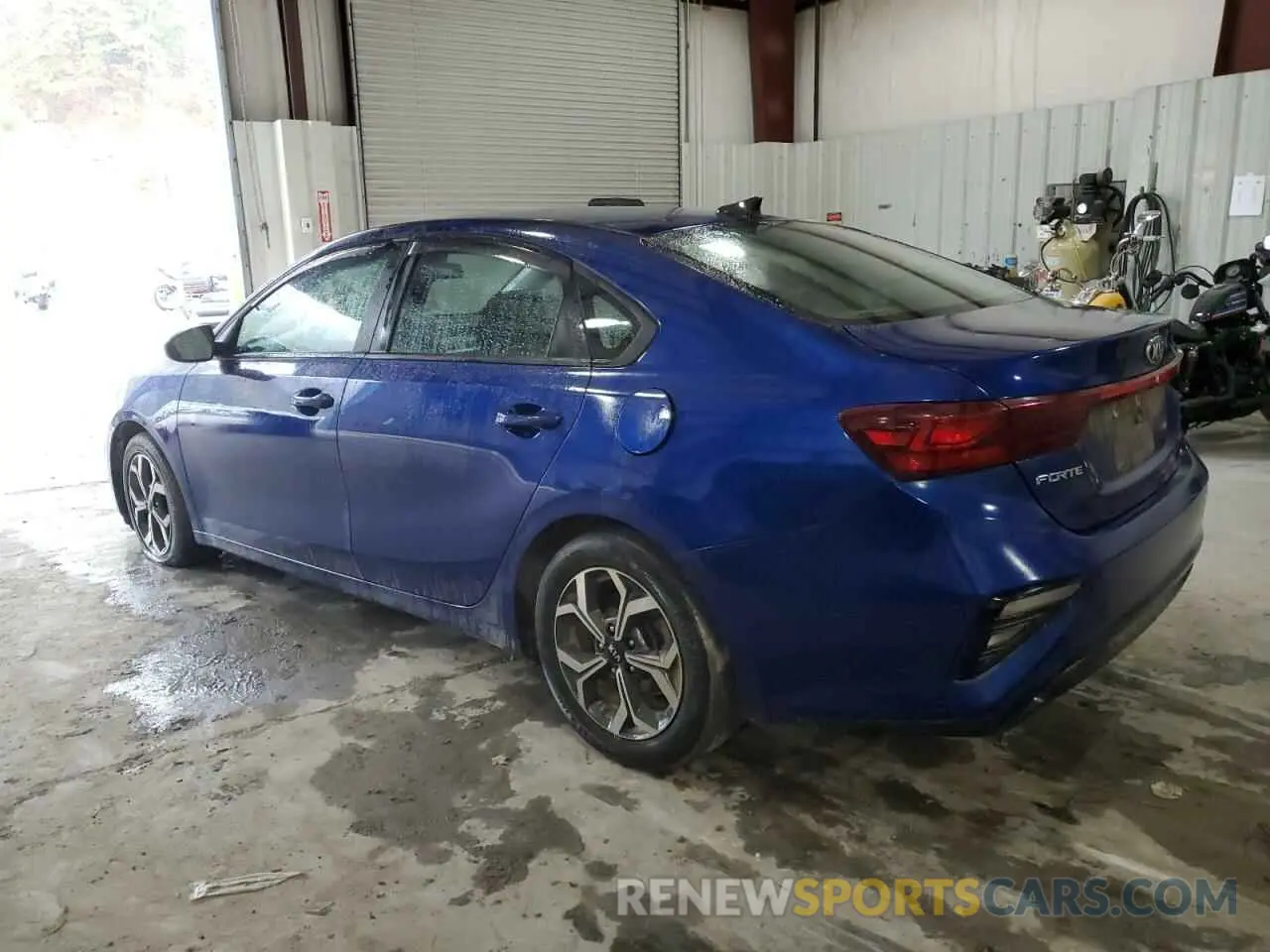 2 Photograph of a damaged car 3KPF24AD3LE244525 KIA FORTE 2020
